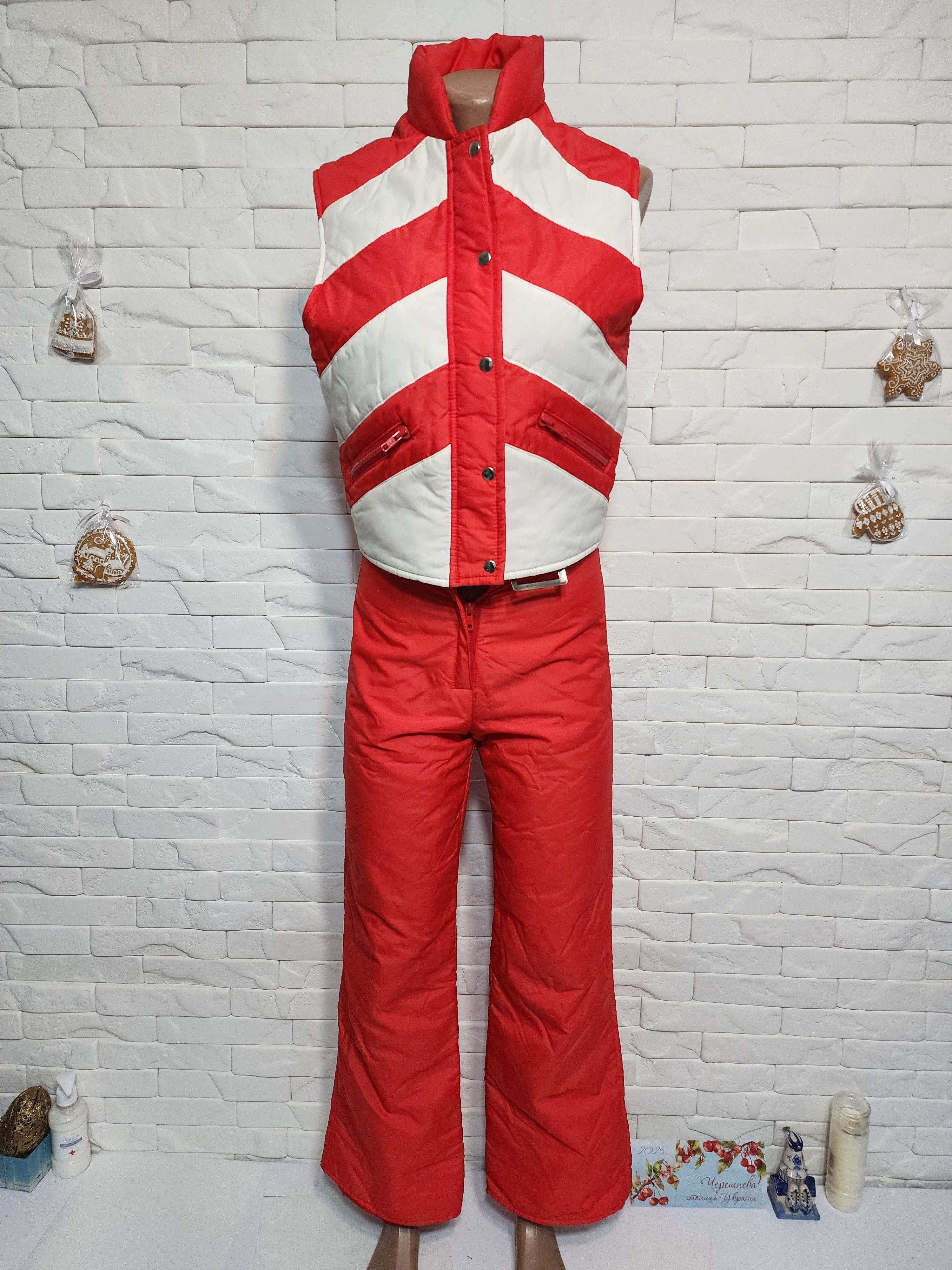 Other Chic Red Women's Ski Suit:Size XS Size 28" / US 6 / IT 42 - 7 Thumbnail