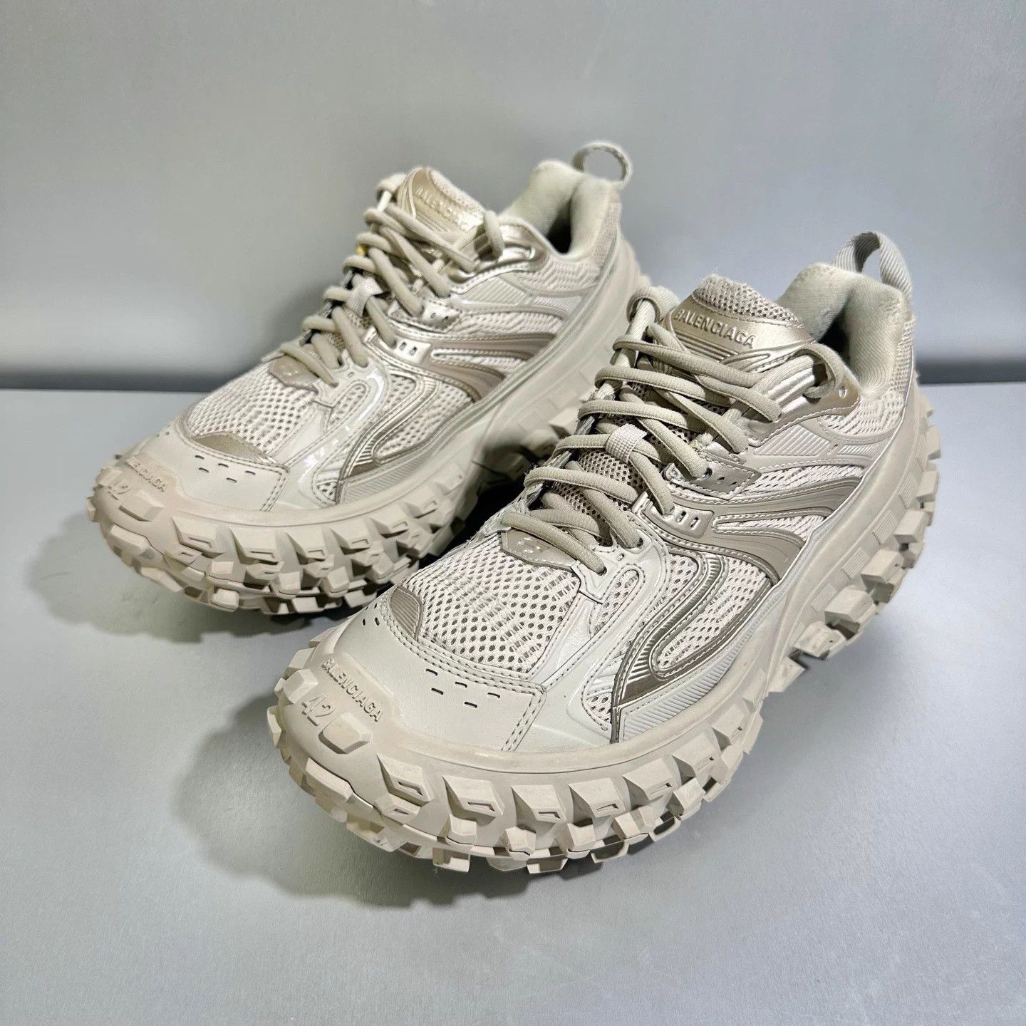 Balenciaga Balenciaga Tire Sneaker 42 with box mint X4616 Size US 9 / EU 42 - 1 Thumbnail