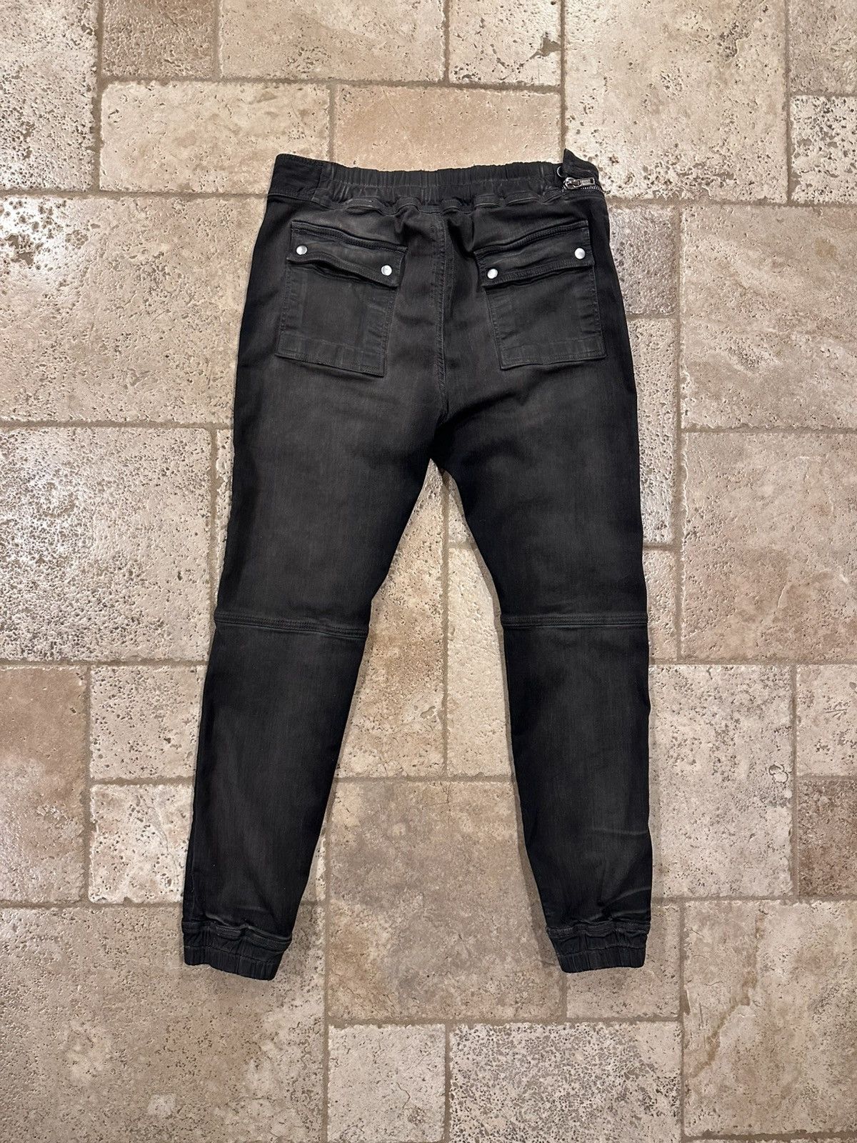 Rick Owens Rick Owens DRKSHDW Aircut SS23 Dark Dust Denim Joggers Size US 36 / EU 52 - 6 Thumbnail