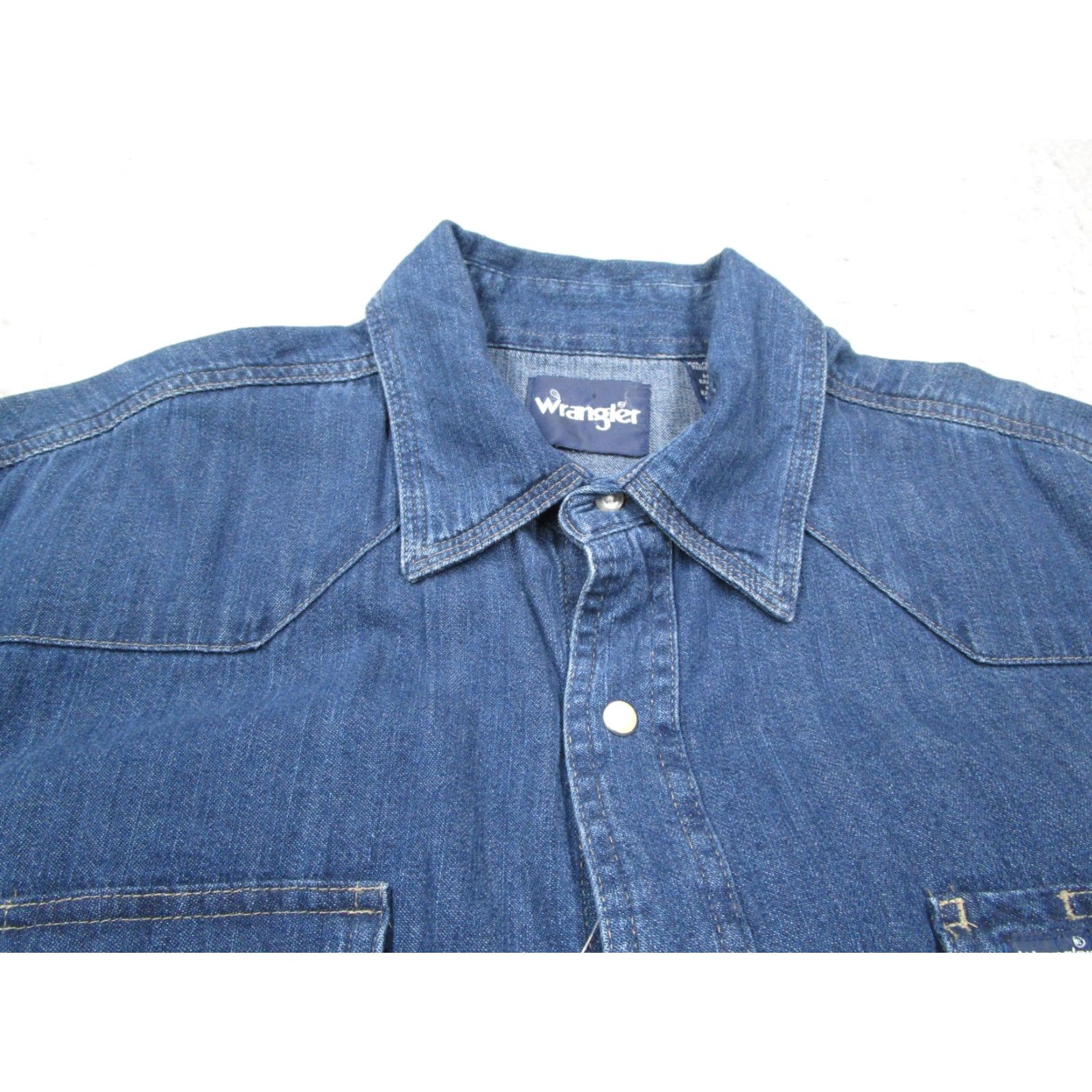 Wrangler VINTAGE Wrangler Denim Shirt Men 2XL Blue Long Sleeve Cowboy Cut Button Up Western Shirt Size US XXL / EU 58 / 5 - 2 Thumbnail