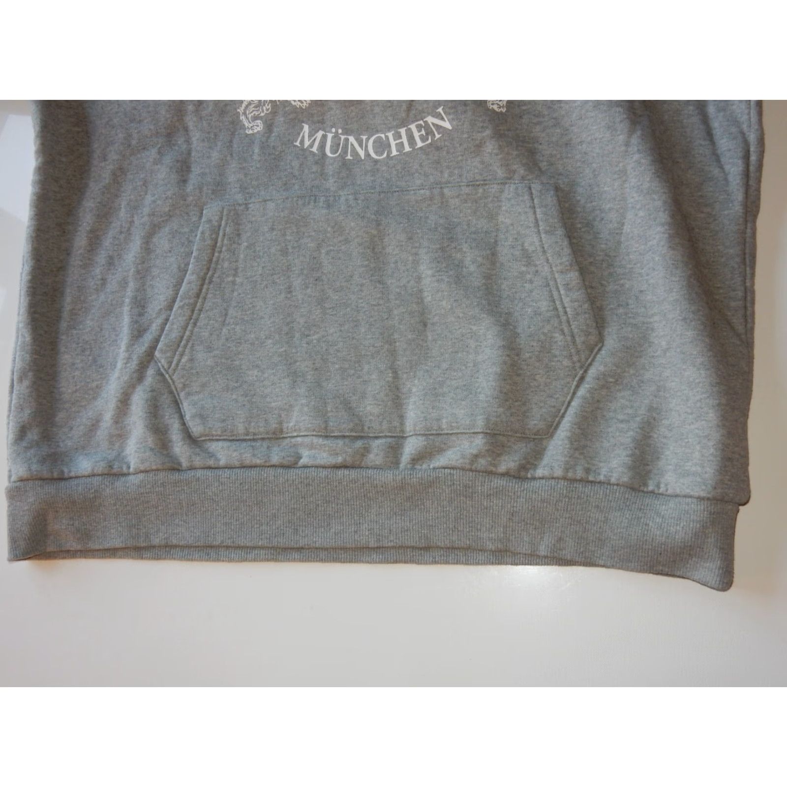 Vintage VINTAGE Hofbrauhaus Men's Hooded Sweater XXL Gray Pullover 80% Cotton 20% Polyester Mens Size US XXL / EU 58 / 5 - 2 Thumbnail