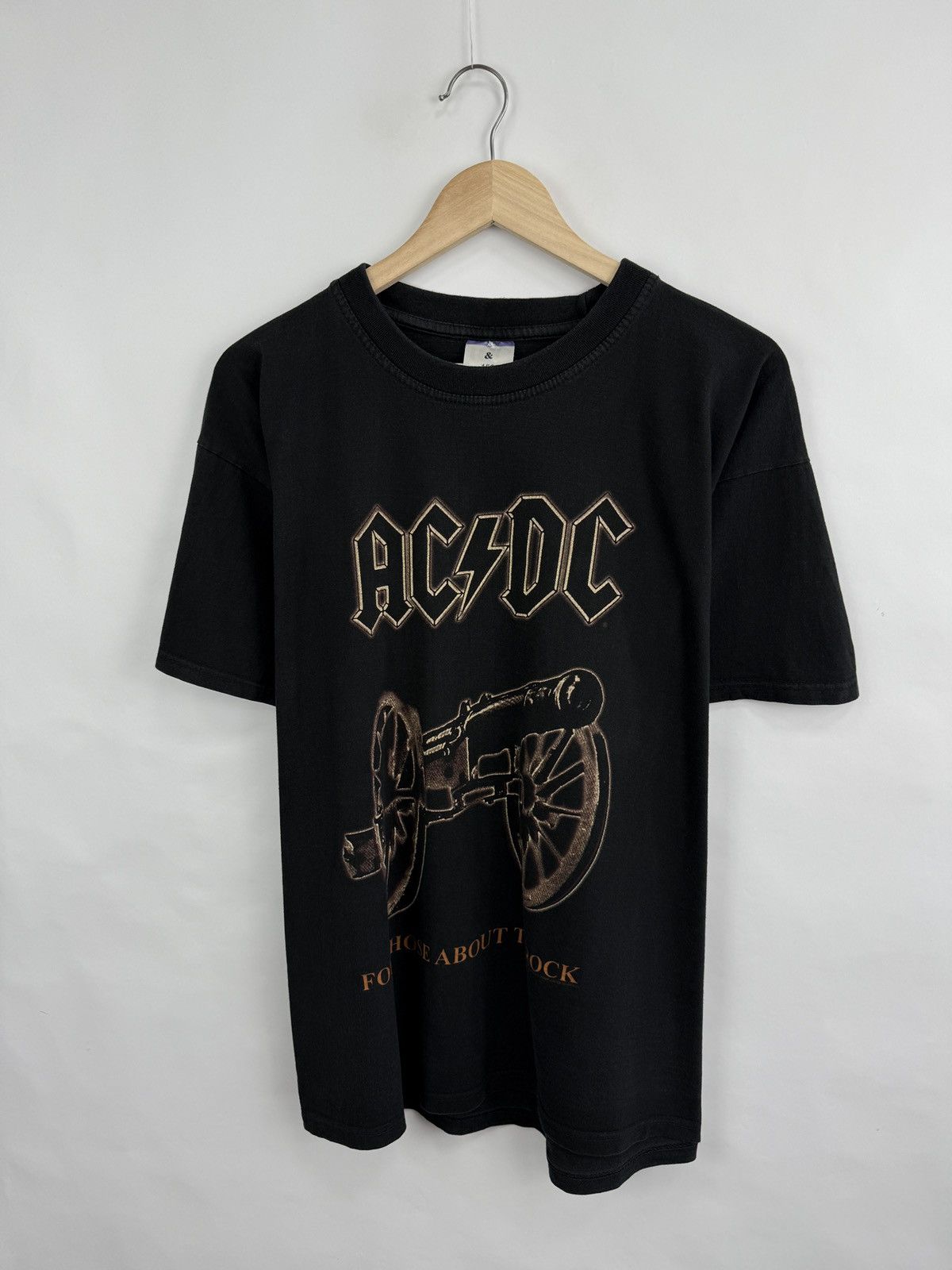 AC/DC Vintage 1999 AC/DC For Those About To Rock T-Shirt Retro Y2K Size US XL / EU 56 / 4 - 4 Thumbnail