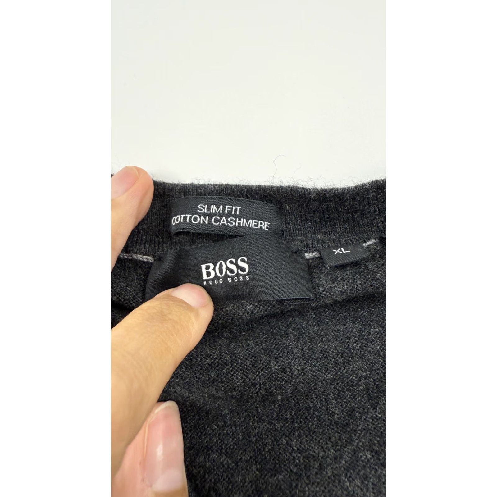Hugo Boss Hugo Boss Sweater Mens XL Gray V-Neck Slim Fit Cotton Cashmere Pullover with Pockets All Seasons Size US XL / EU 56 / 4 - 5 Thumbnail