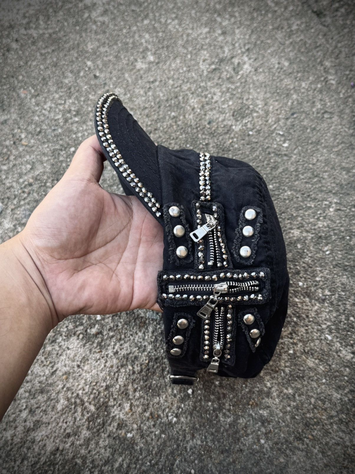 KMRii Vkei 2000s Styled England Zipper Studded Hats Size ONE SIZE - 2 Thumbnail