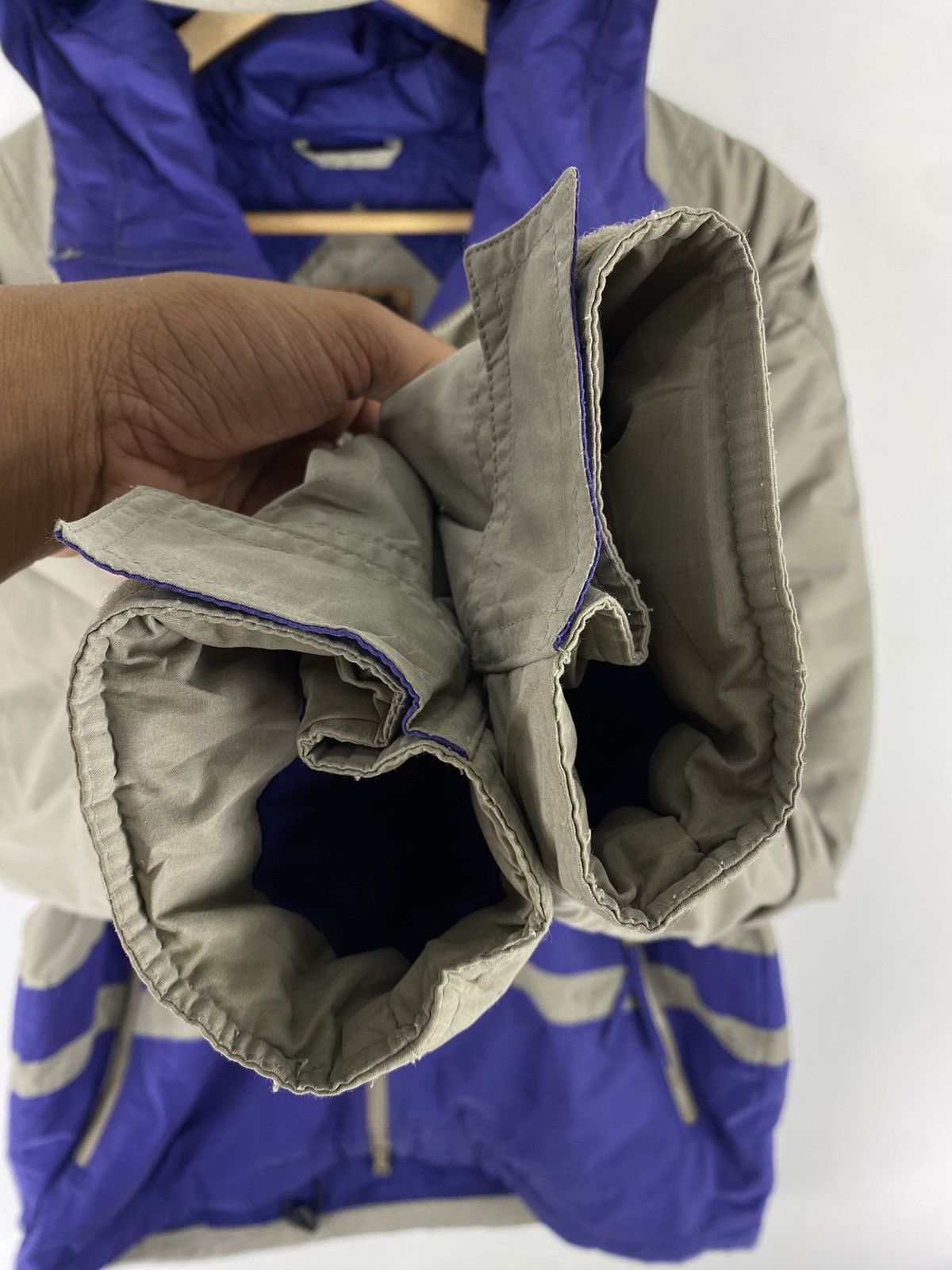 Jack Wolfskin Vintage 90s Windbraker Jack Wolfskin Big Logo Embroidery Size US L / EU 52-54 / 3 - 16 Thumbnail