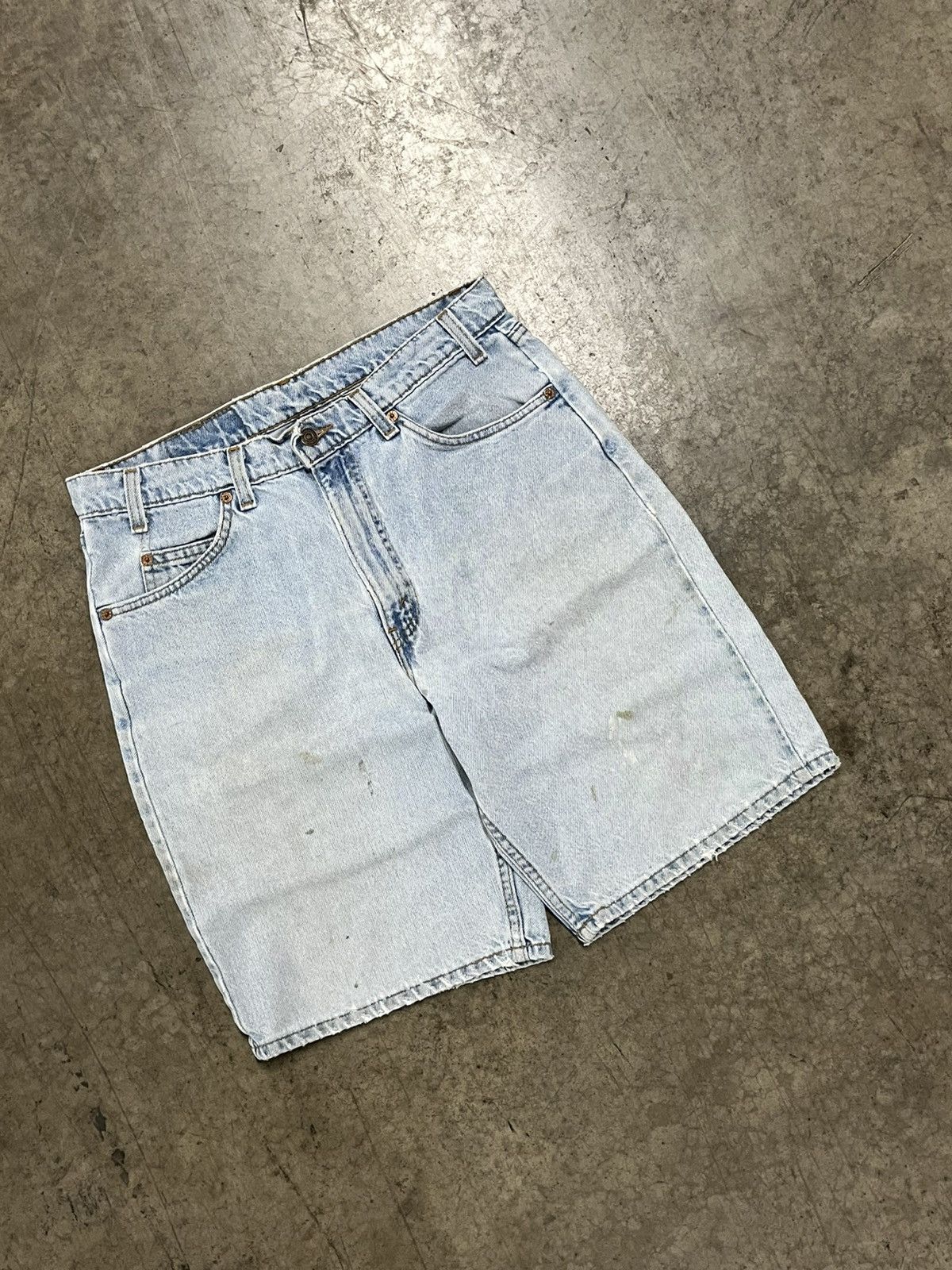 Levi's × Vintage Vintage Levi’s jorts baggy fit streetwear hype thrashed Size US 32 / EU 48 - 6 Thumbnail