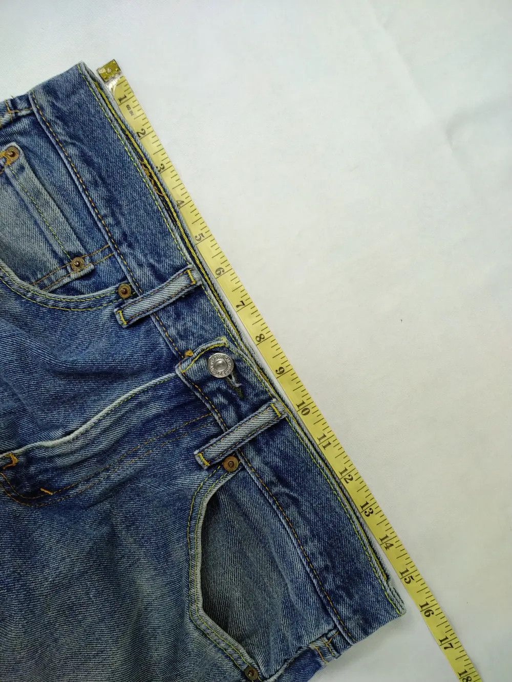 Levi's Vintage Levi's 505 Blue Wash Denim 31x33 -JN732 Size US 31 - 5 Thumbnail