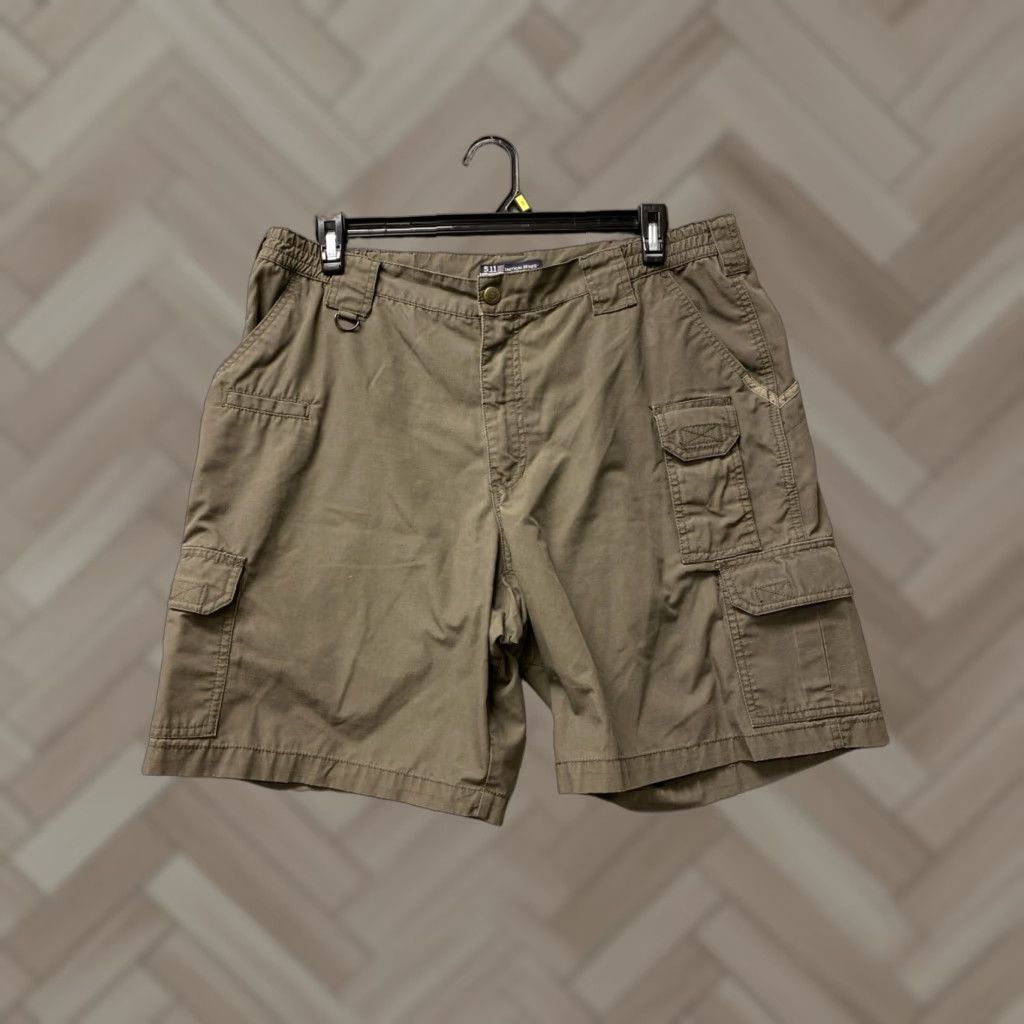 Vintage 5.11 Tactical Shorts Mens 38 Green Cargo Performance Outdoors Utility /130-6 5.11 Tactical Size US 38 / EU 54 - 1 Thumbnail
