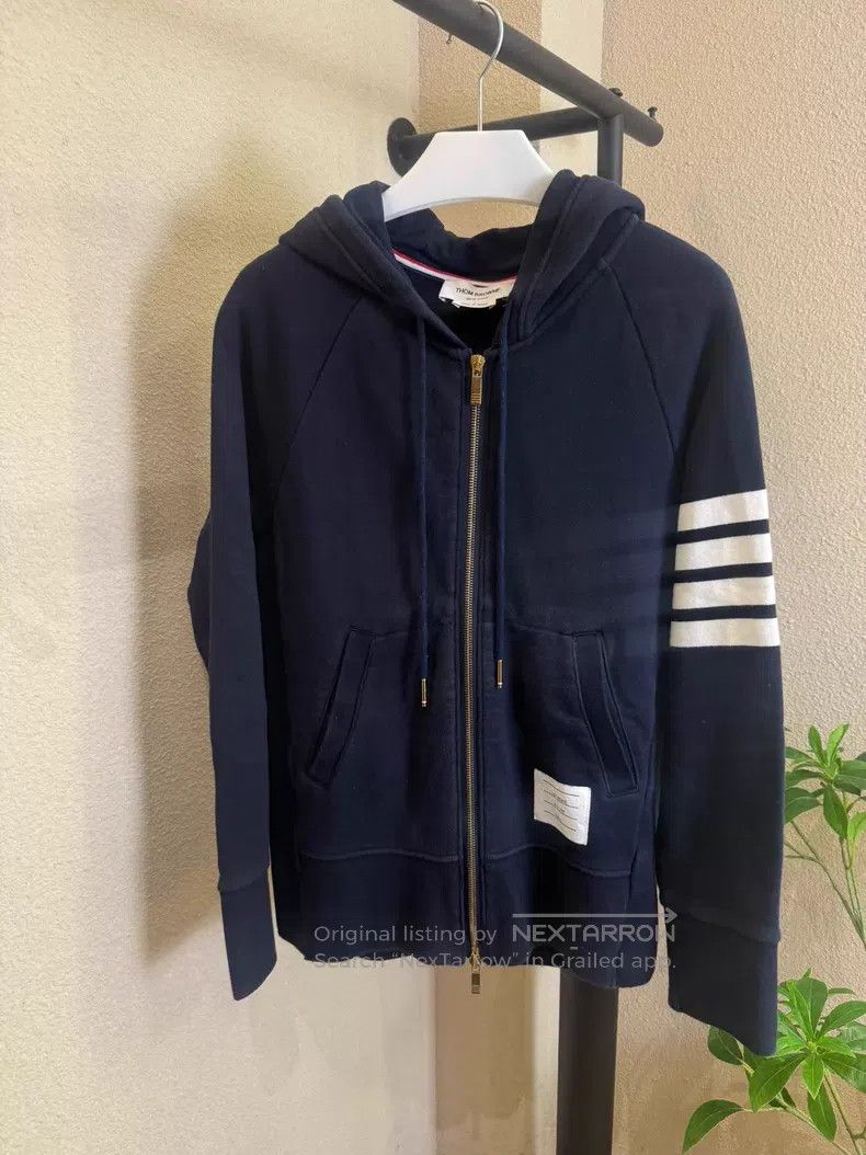 Thom Browne Thom Browne Navy Blue Four-Stripe Zip-Up Hoodie Size US S / EU 44-46 / 1 - 1 Thumbnail