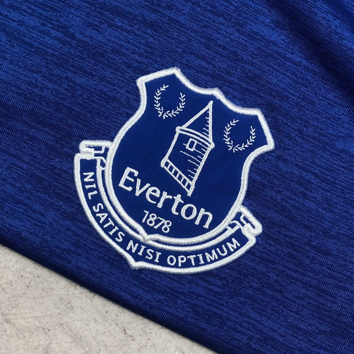 Umbro Everton 2018-2019 Umbro Angry Birds Home Soccer Jersey Size US XL / EU 56 / 4 - 4 Thumbnail