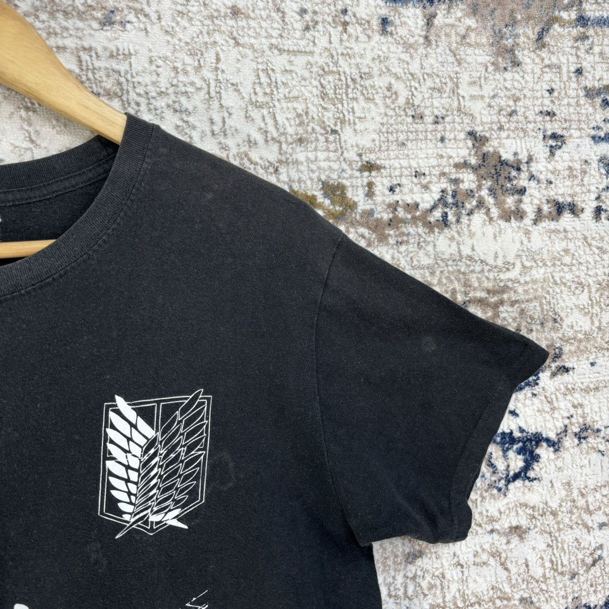 Anime × Vintage Vintage Movie Attack On Titan Japan Anime T-shirt Size US L / EU 52-54 / 3 - 3 Thumbnail