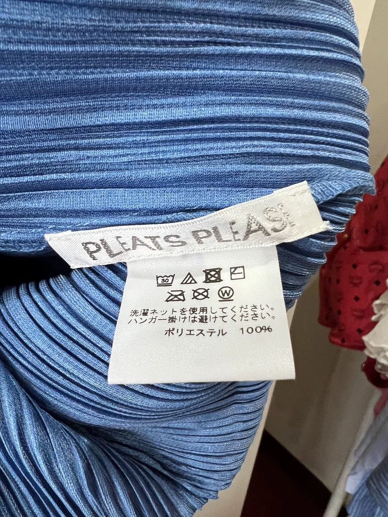 Issey Miyake Issey Miyake Blue disc top Size M / US 6-8 / IT 42-44 - 3 Thumbnail