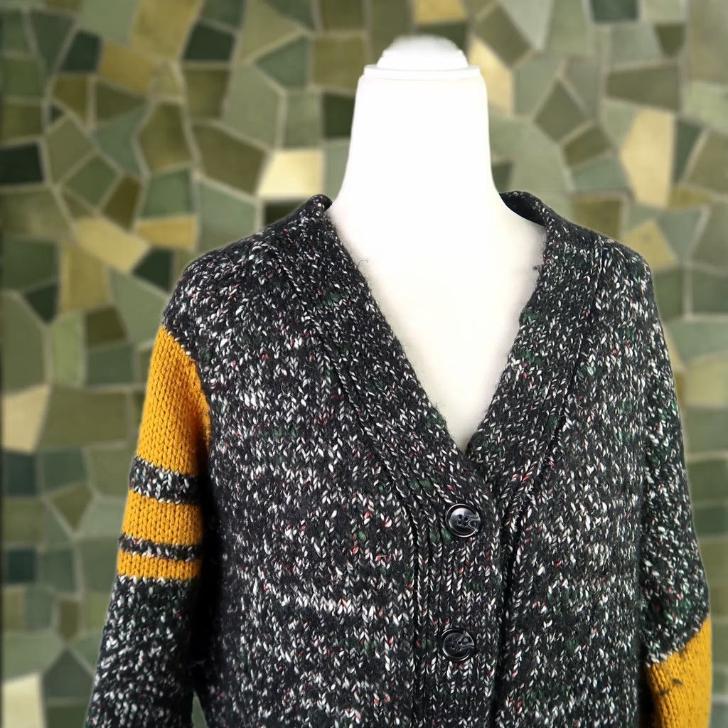 Bdg VINTAGE BDG Urban Outfitters cardigan sweater XS black marled knit varsity stripe cardigan XS Women Sized Long Sleeve Wool Blend Cardigan Casual Women Size XS / US 0-2 / IT 36-38 - 1 Thumbnail