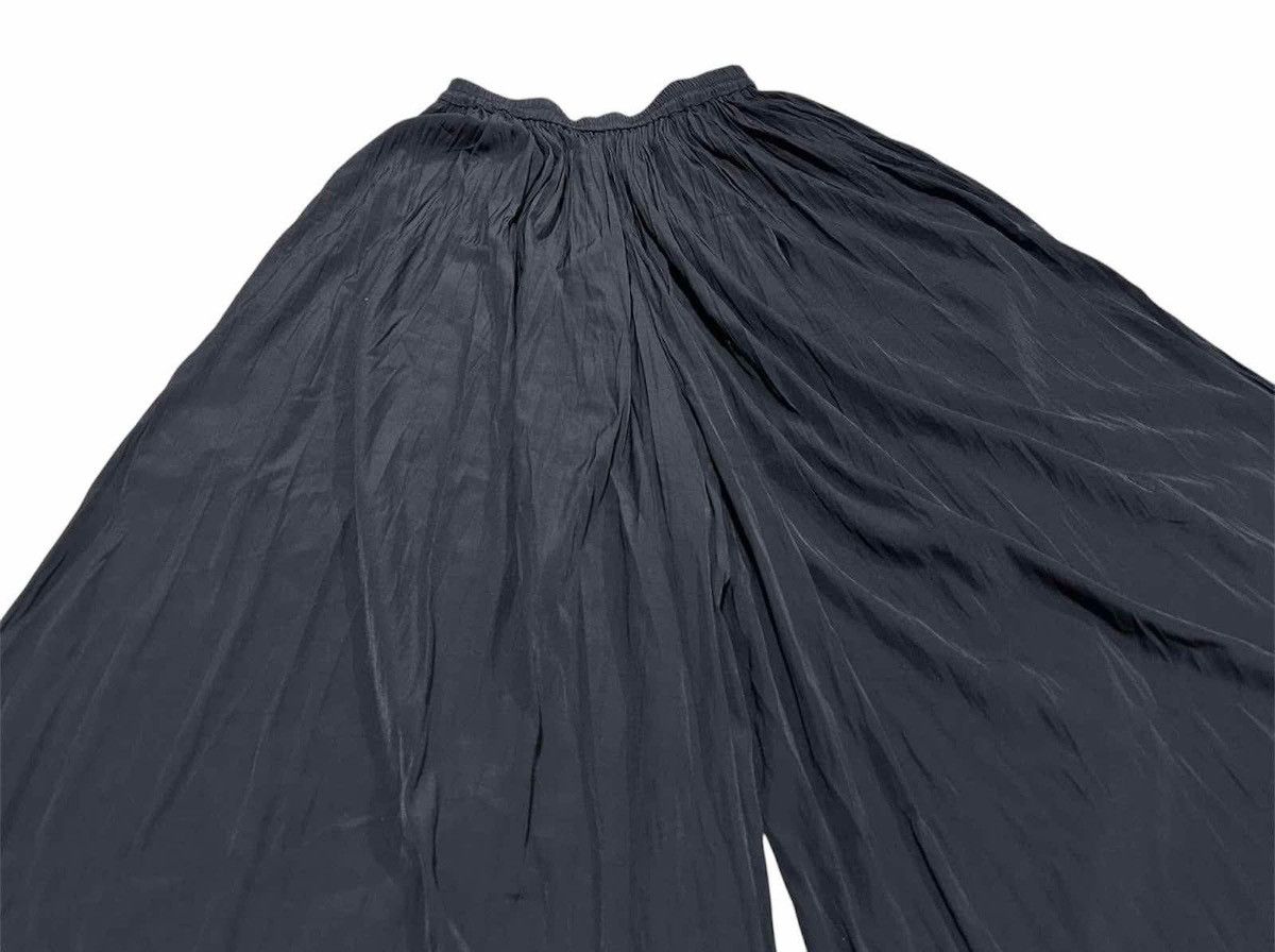 Japanese Brand 🔥Nice Japanese Style Uniqlo Super Wide Flowing Pants Size US 30 / EU 46 - 3 Thumbnail