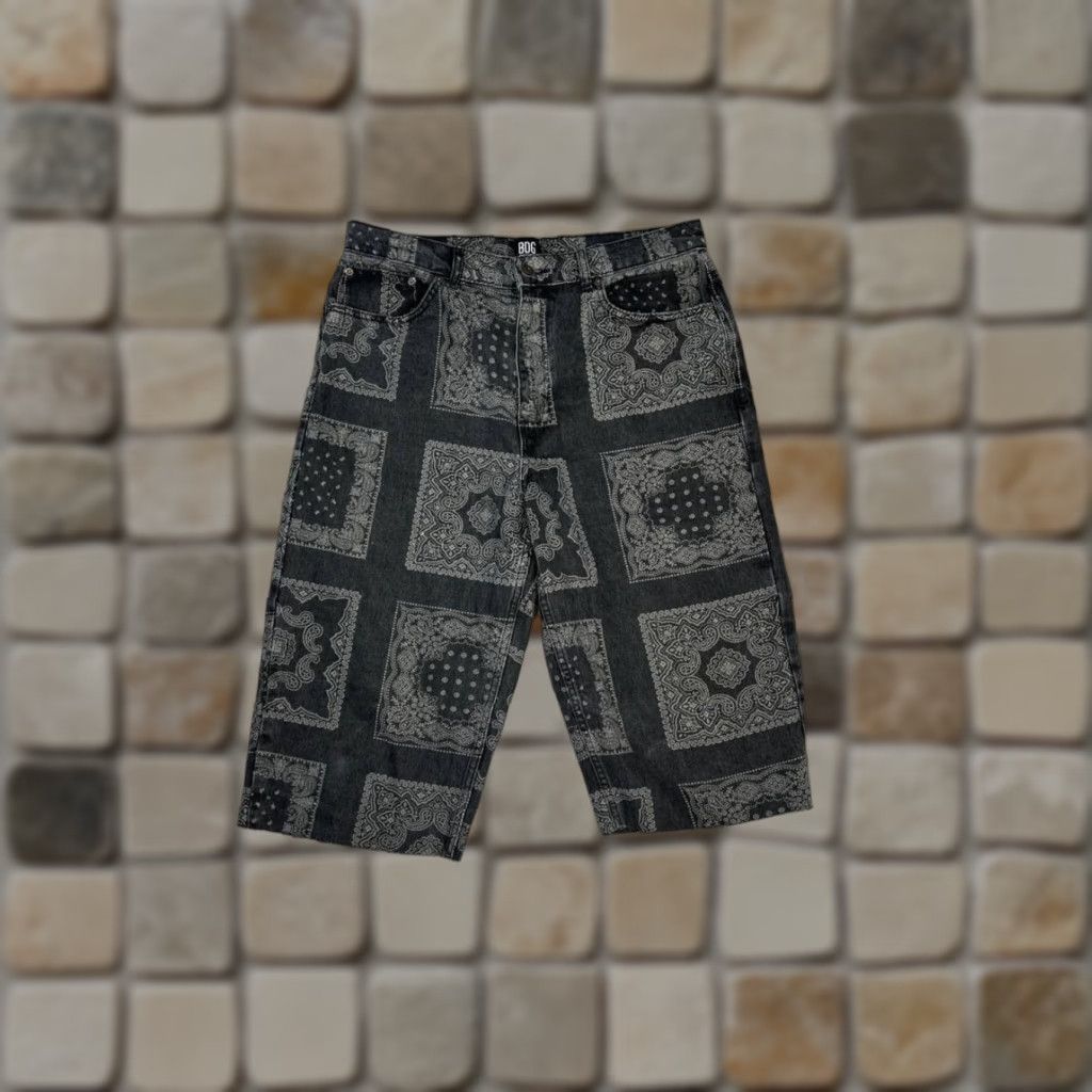 Urban Outfitters VINTAGE Urban Outfitters Capris Mens 34 Denim Gray Bandana Bow 17" Inseam jeans Regular Mens Size US 34 / EU 50 - 1 Thumbnail