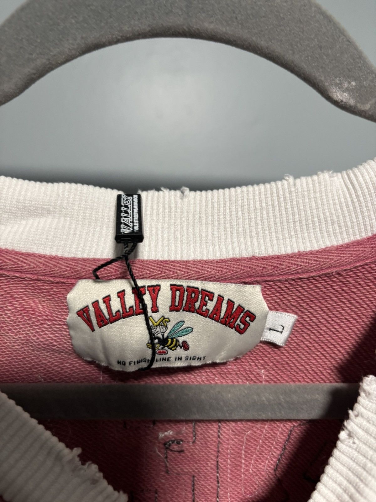 Vale Vale Forever Insignia Crewneck Redwood Size US L / EU 52-54 / 3 - 4 Thumbnail