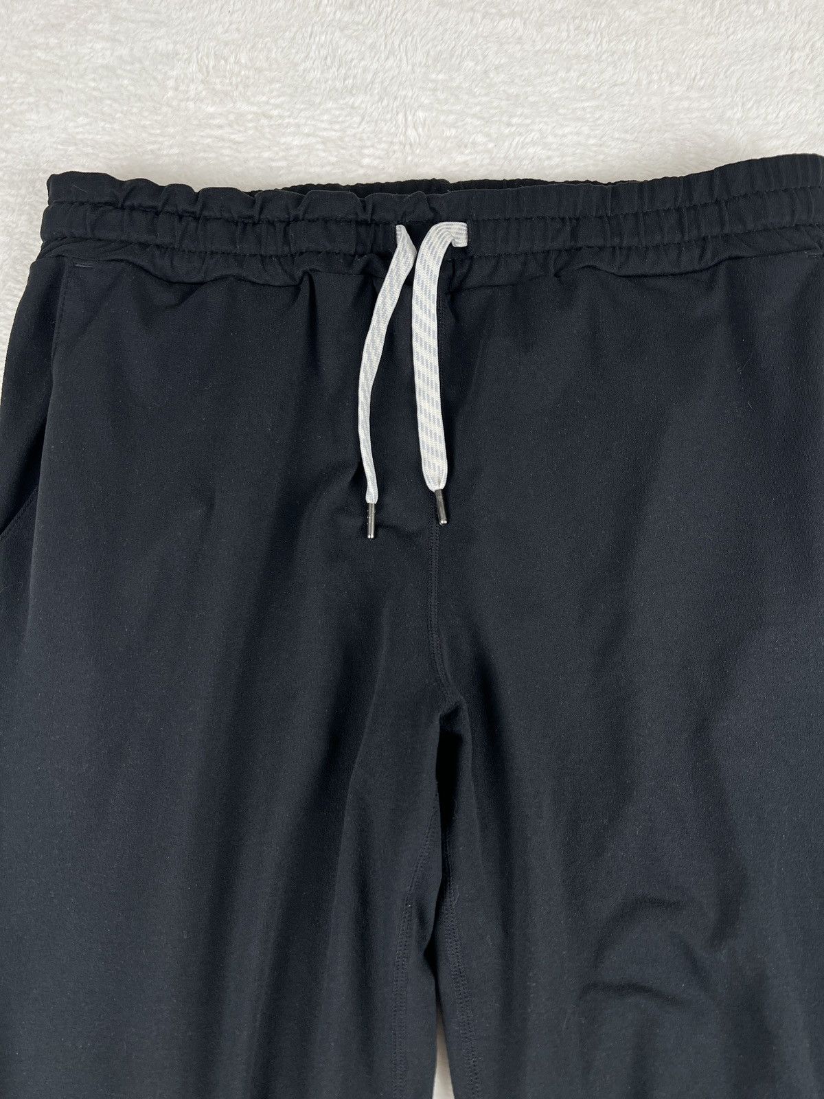 Vuori Vuori Performance Jogger Black Drawstring Athletic Size M Size 30" / US 8 / IT 44 - 2 Thumbnail