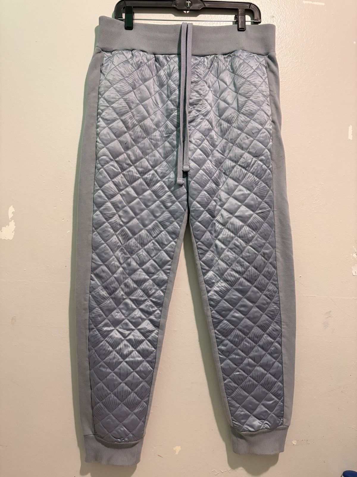 True Religion Rare True Religion Quilted Panel Jogger — Size M Size US 32 / EU 48 - 1 Thumbnail
