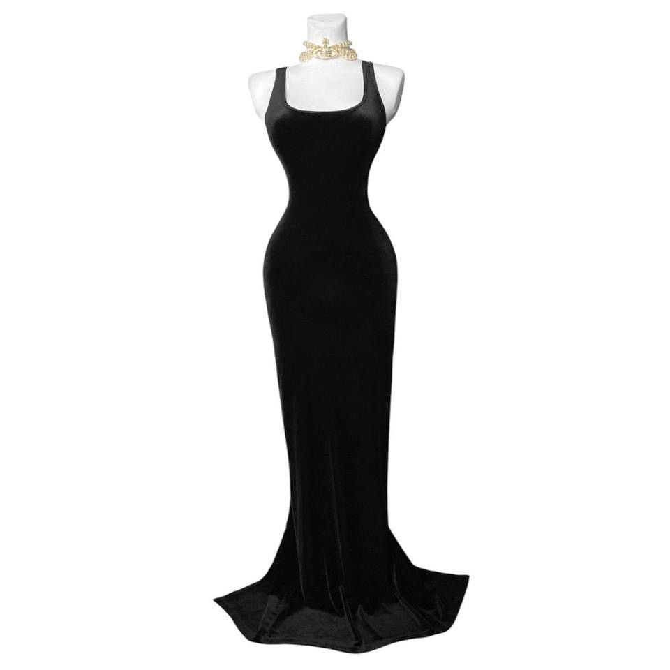 Vintage Vampira black velvet maxi dress Size S / US 4 / IT 40 - 1 Thumbnail
