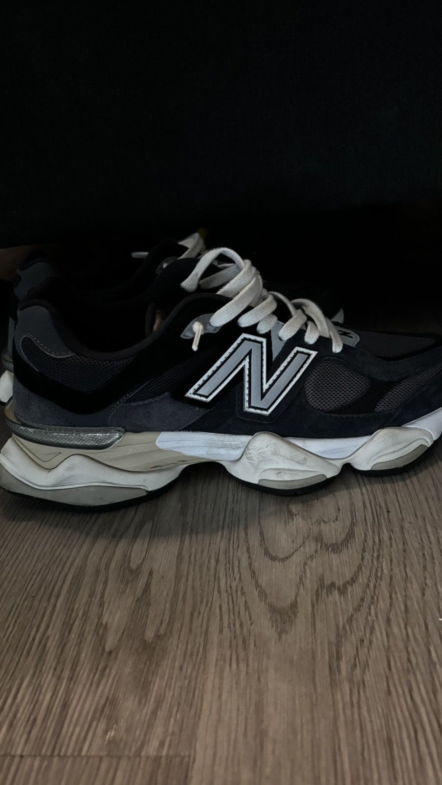 New Balance New Balance 9060 Black/White Size US 10 / EU 43 - 2 Thumbnail