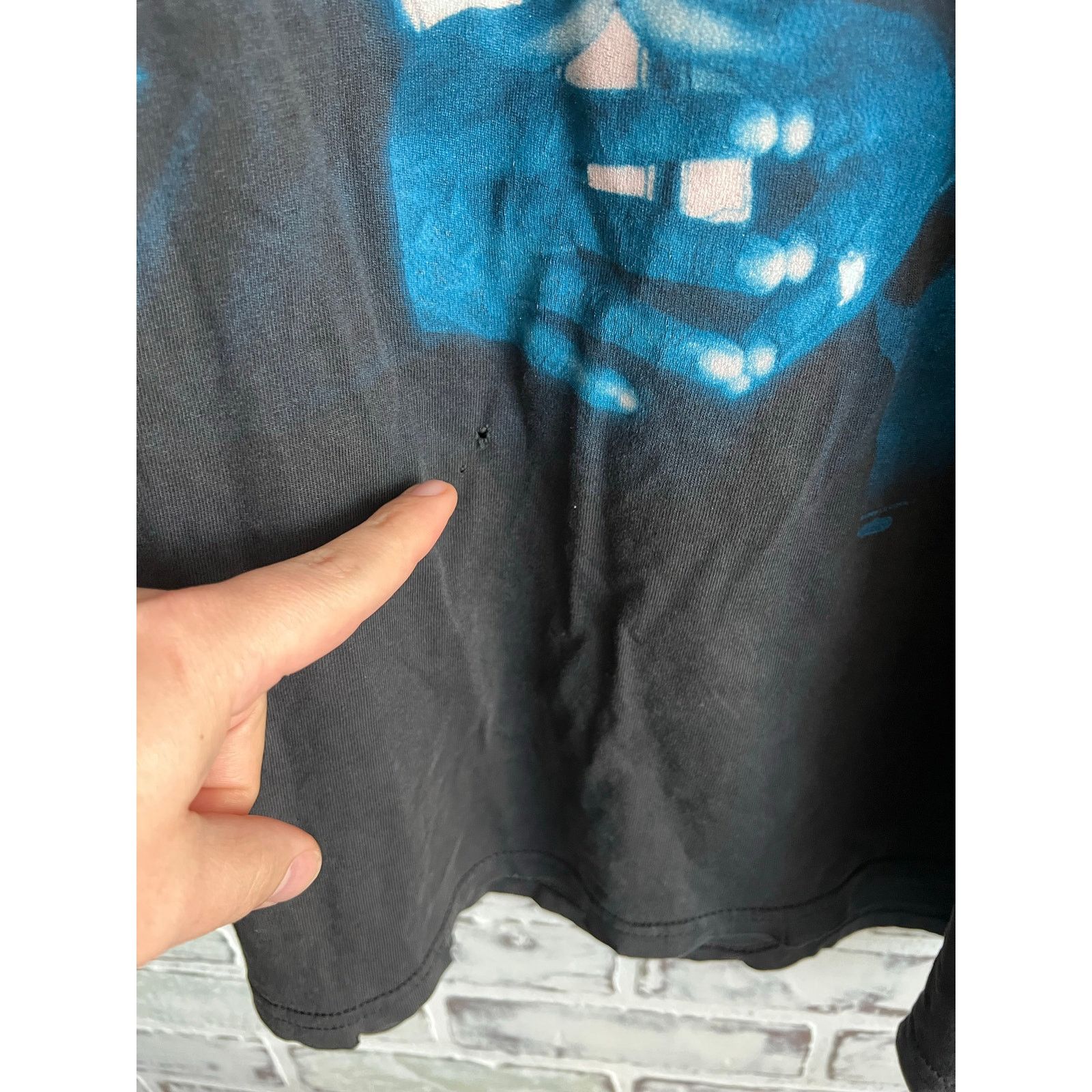 & Other Stories Vintage LL Cool J Rap Tee Shirt Single Size XL 24x31 DRY ROT Size US XL / EU 56 / 4 - 5 Thumbnail