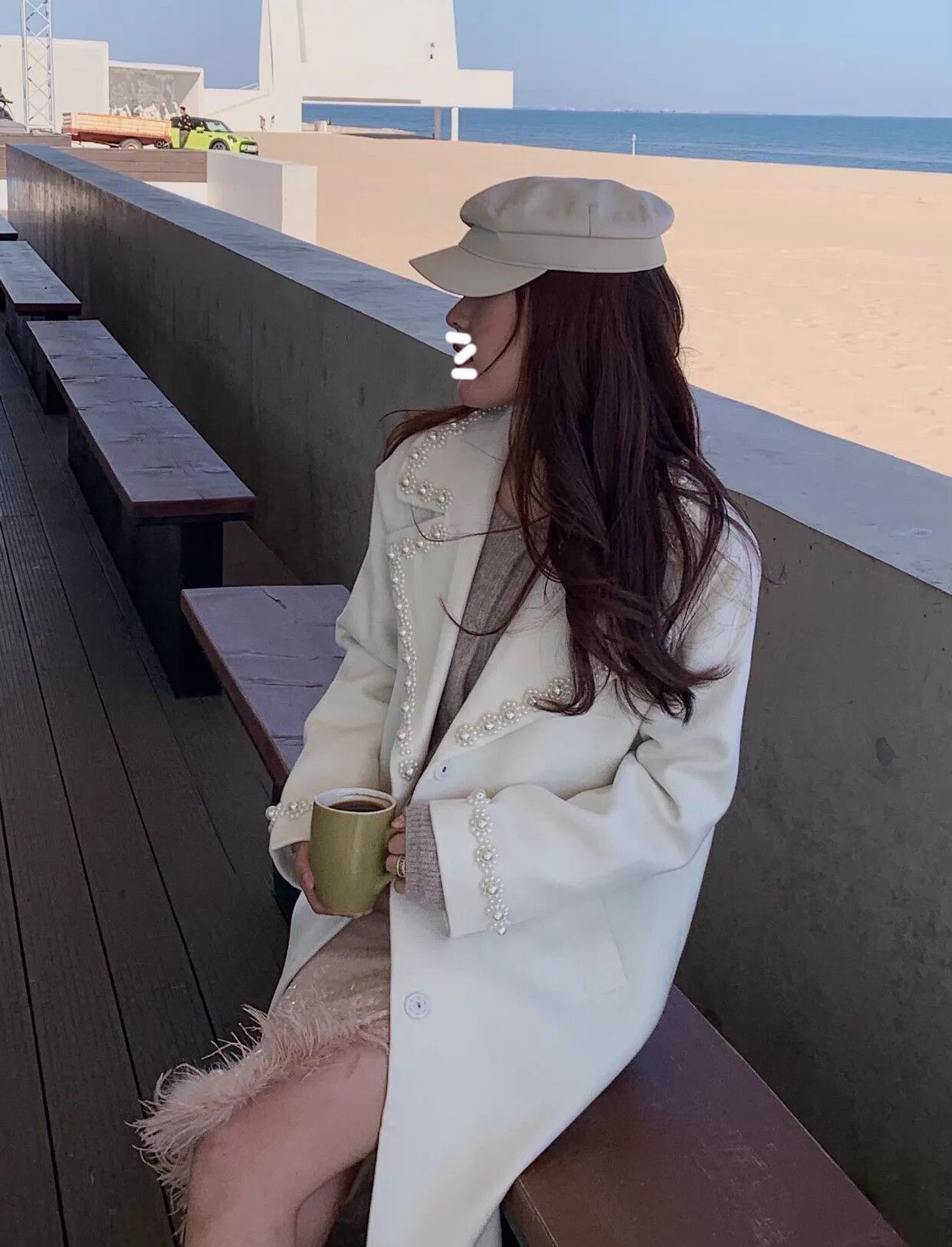 Simone Rocha Simone Rocha women's white petal pearl logo coat UK6 Size XS / US 0-2 / IT 36-38 - 2 Thumbnail