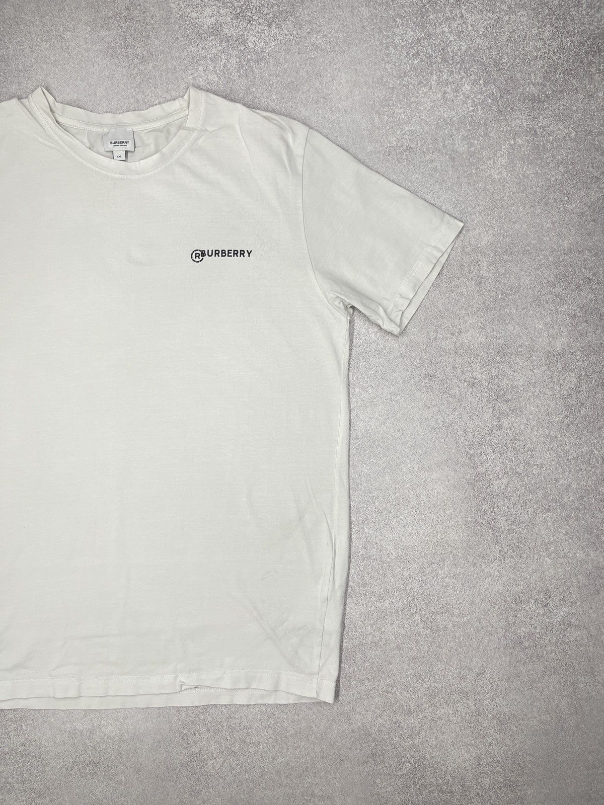 Burberry × Designer Mens Burberry London England Limited T Shirt White Big Logo Size US XL / EU 56 / 4 - 8 Thumbnail