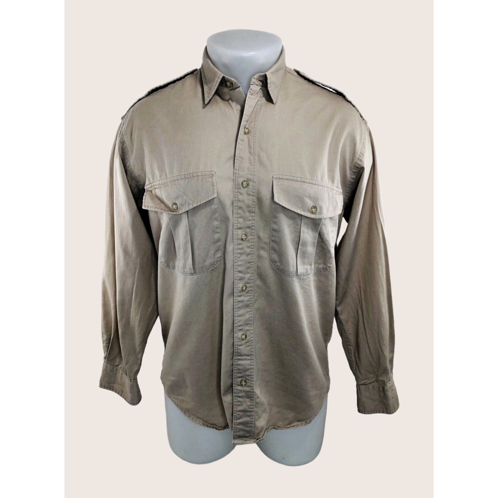 Banana Republic BANANA REPUBLIC - Vintage Classic Safari Epaulets Mens Shirt S Beige Long Sleeve Button-Up Shirt Mens Shirts? Size US S / EU 44-46 / 1 - 1 Thumbnail