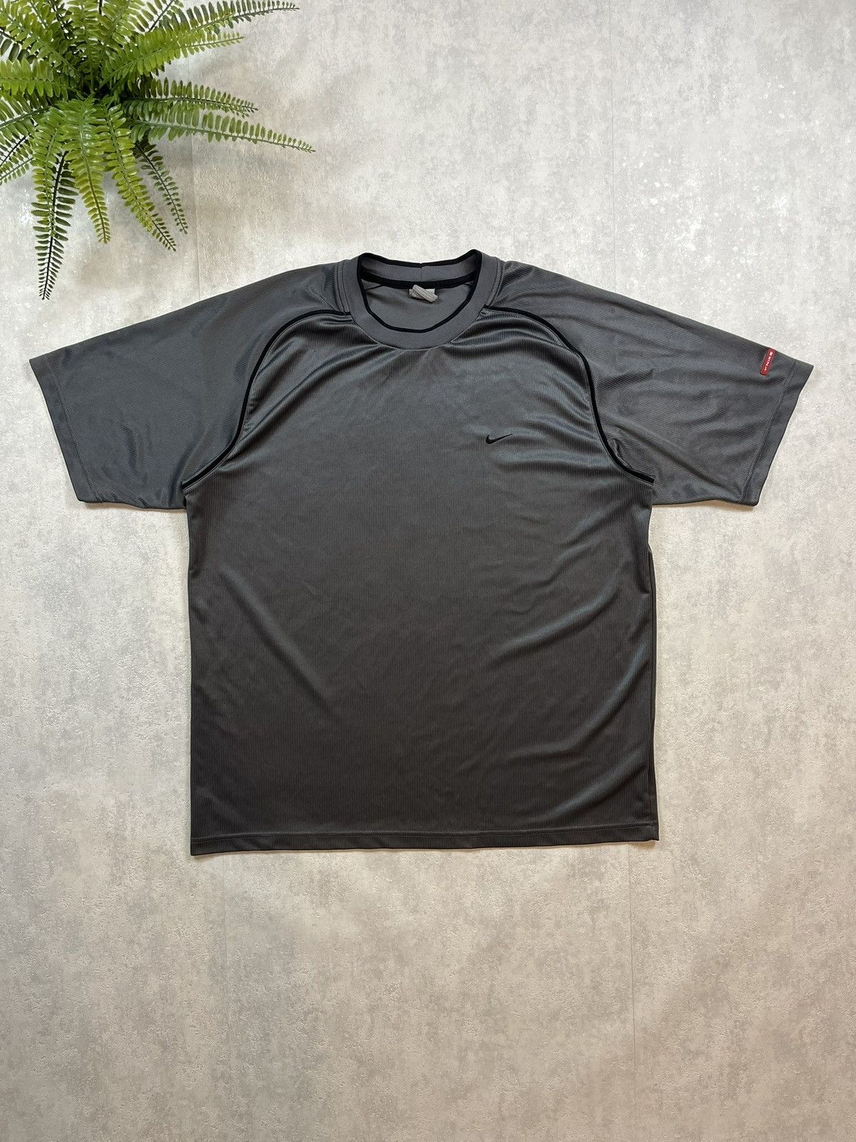 Nike × Vintage 90s Nike Double Logo Vintage Y2K Oversized Retro Tee T-Shirt Size US XL / EU 56 / 4 - 1 Thumbnail