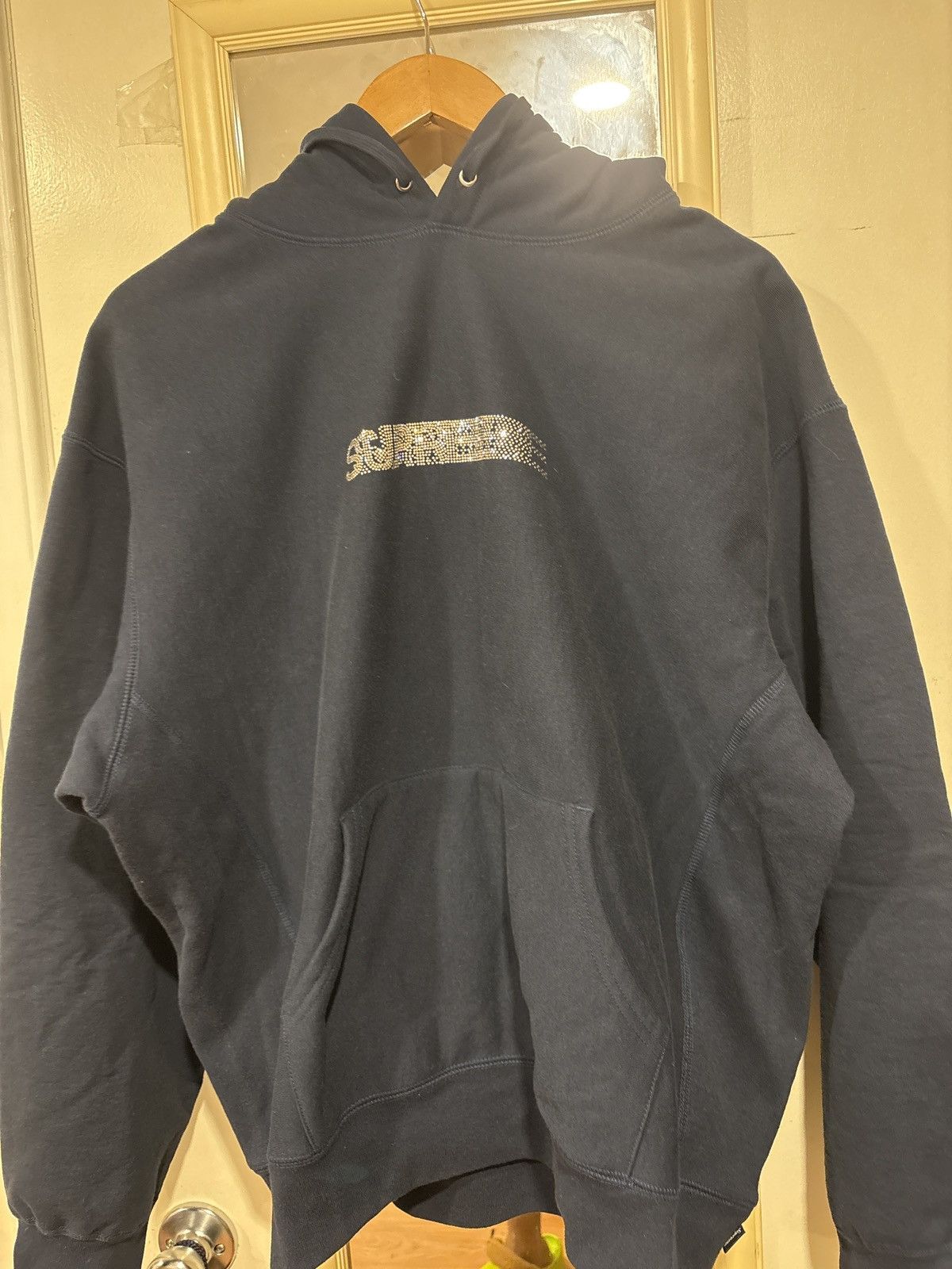 Supreme Supreme motion logo Swar Diamonds Size US L / EU 52-54 / 3 - 1 Thumbnail