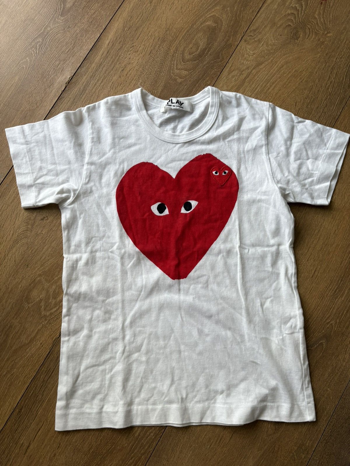 Comme des Garcons Play Heart Graphic Tee Size M / US 6-8 / IT 42-44 - 1 Thumbnail