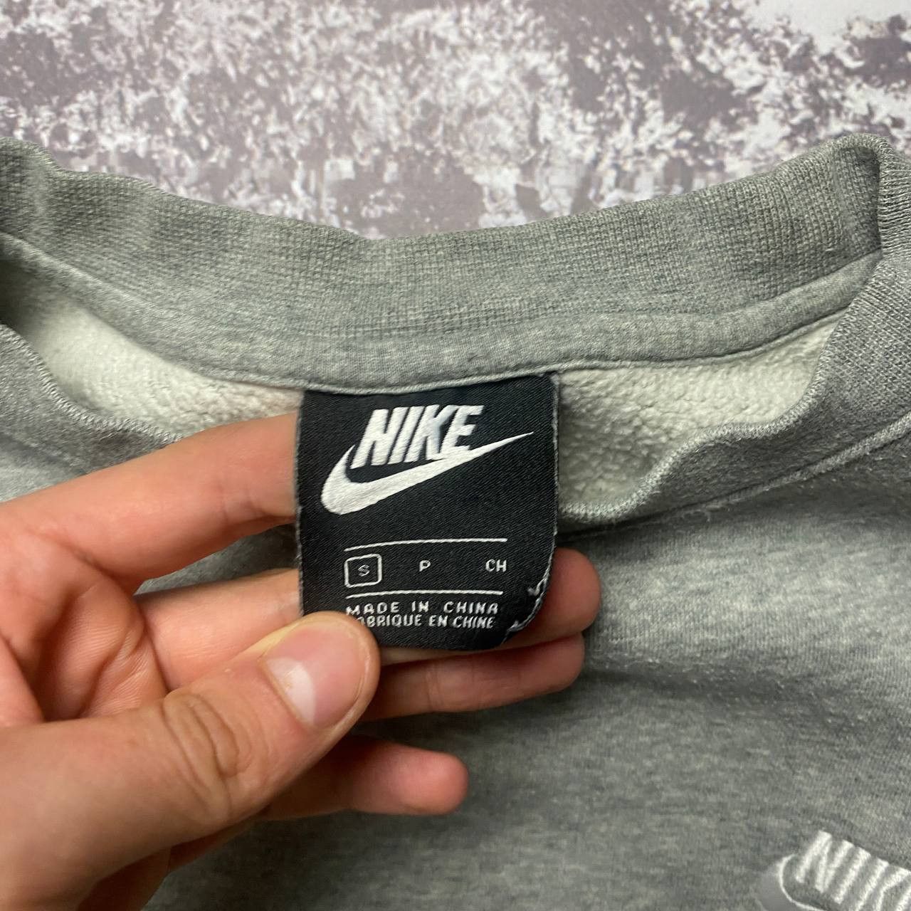 Nike Nike Sweatshirt Grey Vintage Swoosh Sweatshirt Y2K Size US S / EU 44-46 / 1 - 5 Thumbnail