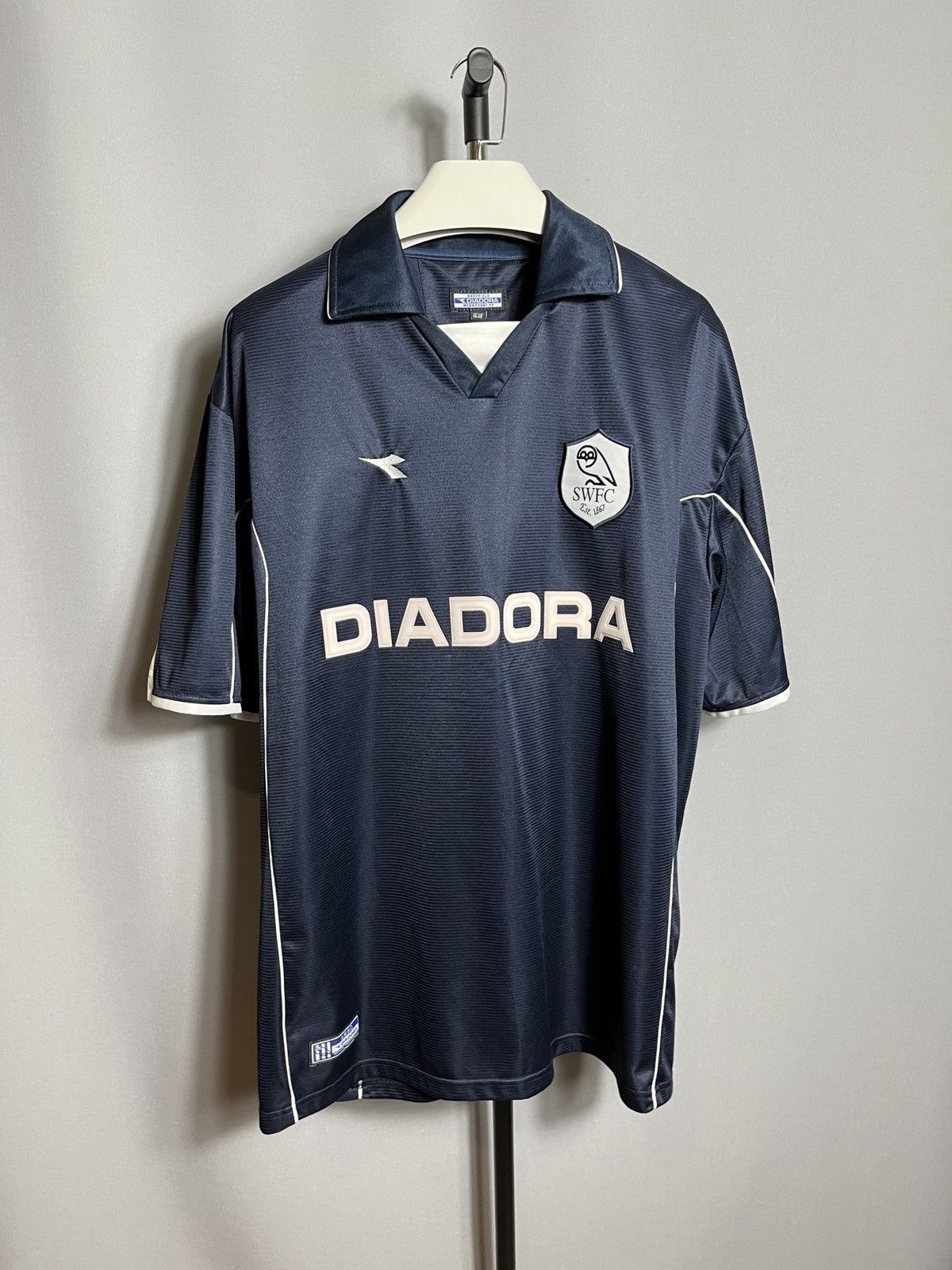 Diadora 2002 - 2003 Sheffield Wednesday Away Shirt Diadora Size US M / EU 48-50 / 2 - 1 Thumbnail