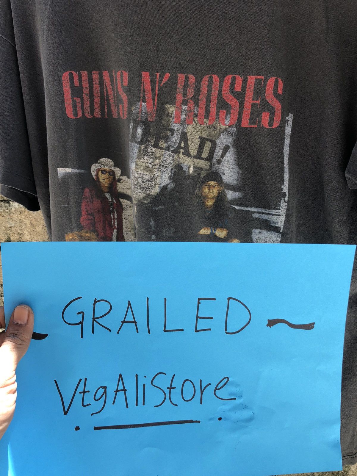 Band Tees 💥RARE Vintage Sunfaded Distressed 90s Gun N Roses Band Tees Size US XL / EU 56 / 4 - 12 Thumbnail
