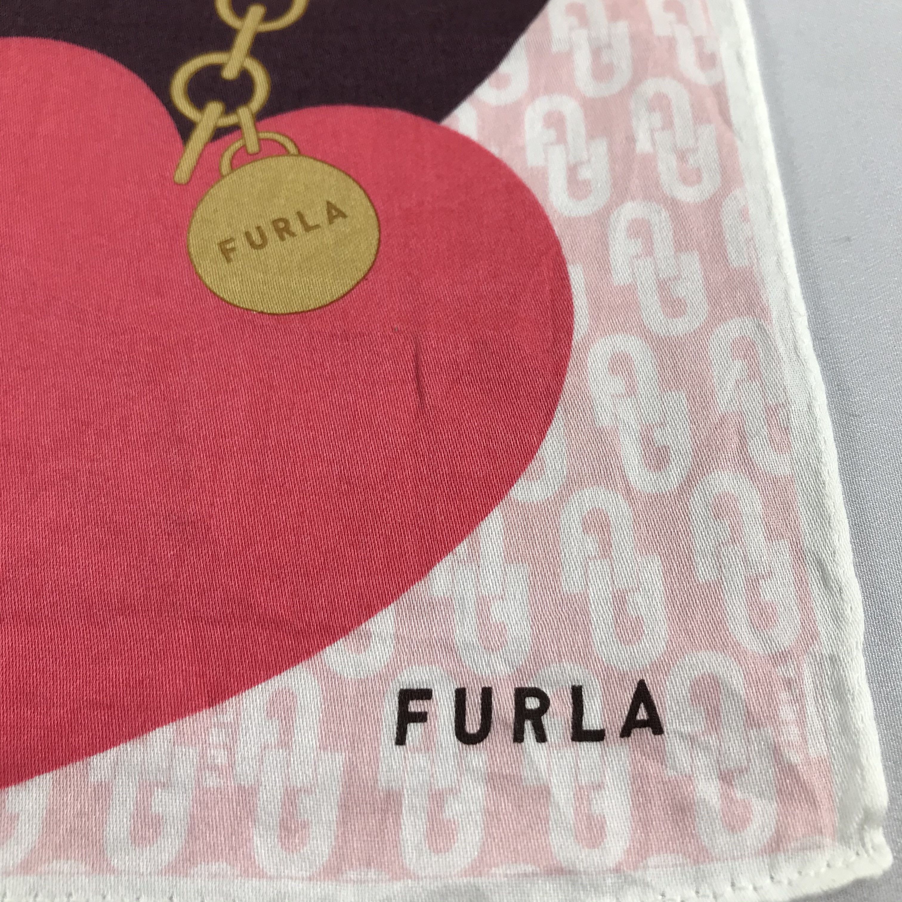 Furla Furla Love Handkerchief Neckerchief Bandana H646 Size ONE SIZE - 3 Thumbnail