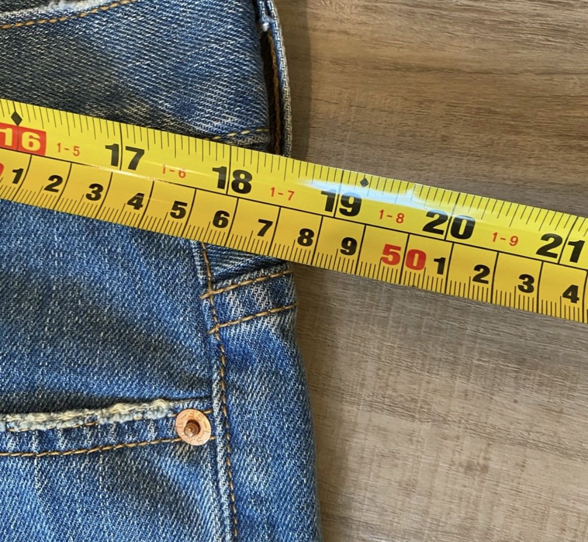 Levi's Levi’s 515 Mid-Rise Cuffed Jean Shorts. Classic Size 16 Size 38" / US 16 / IT 52 - 6 Thumbnail