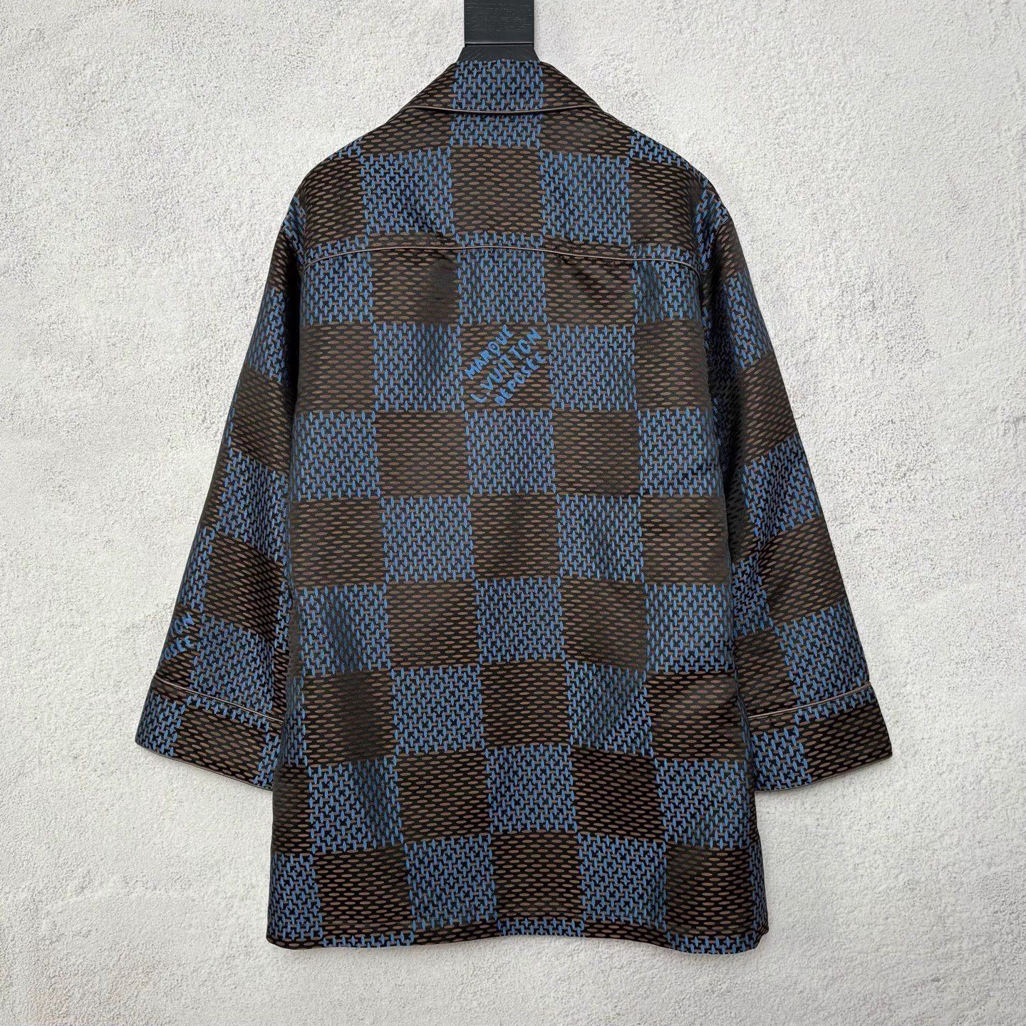 Louis Vuitton LV Pharrell Runway Blue Check Silk Long Sleeve PajamaShirt M Size US M / EU 48-50 / 2 - 2 Thumbnail