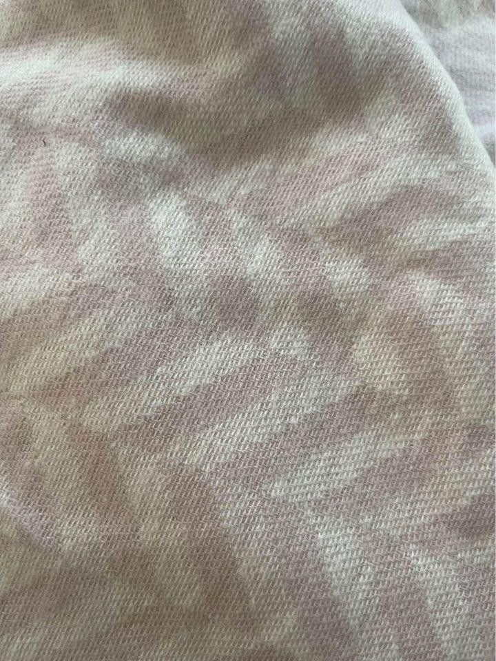 Designer Indigo Reading Shawl pink &White Size ONE SIZE - 5 Thumbnail