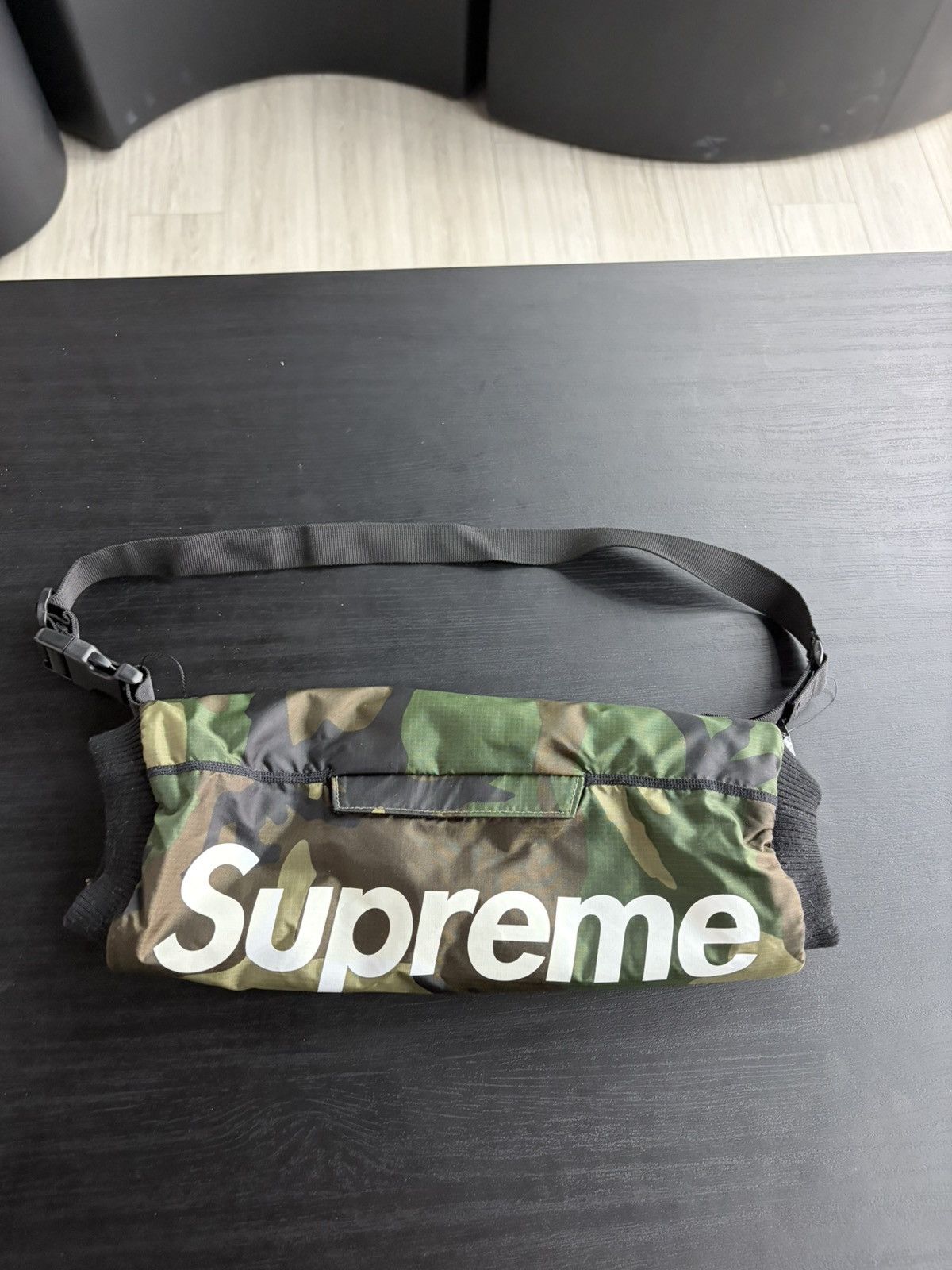 Supreme Supreme Polartec Hand Warmer Woodland Camo FW18 Size ONE SIZE - 1 Thumbnail
