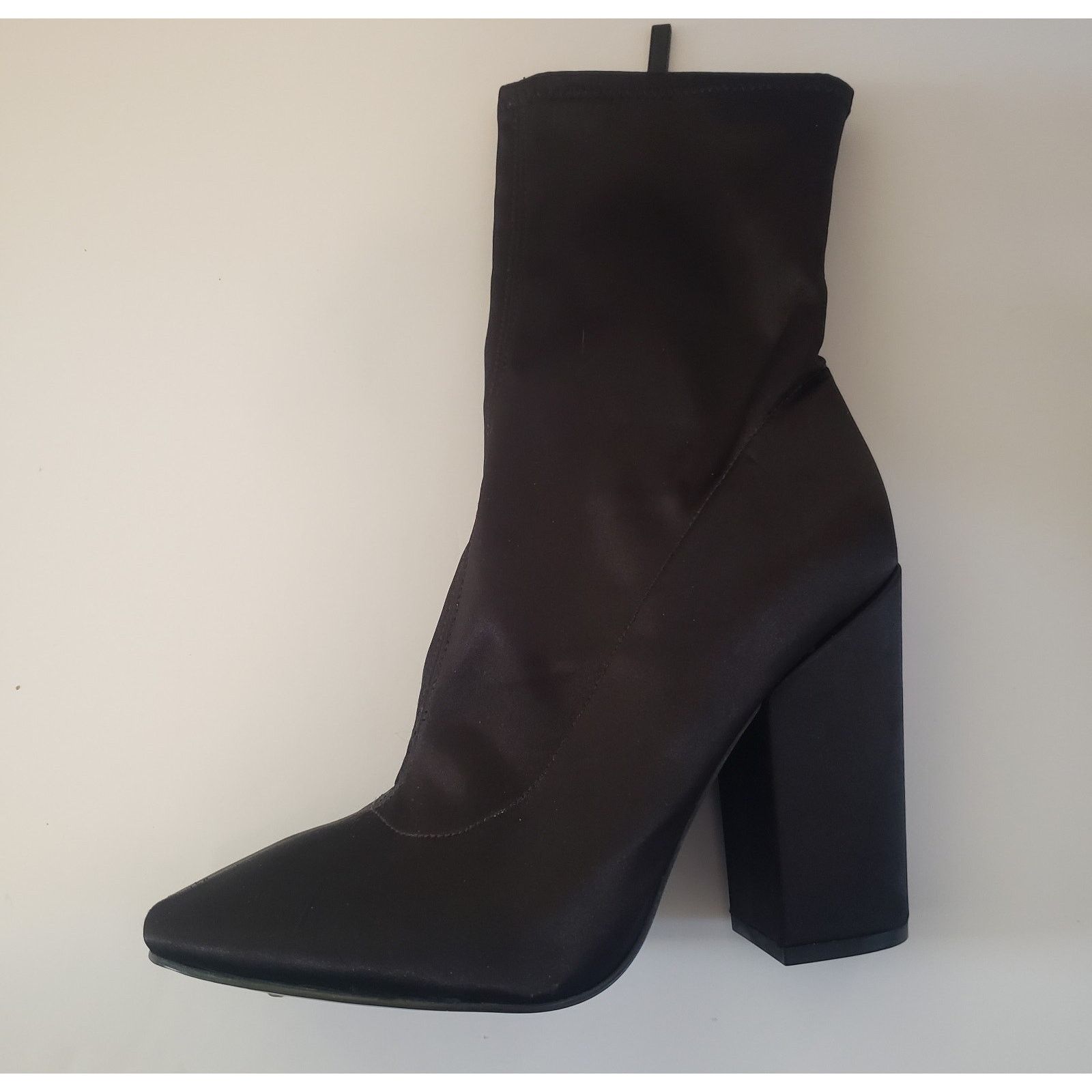 Kendall And Kylie Kendall + Kylie Hailey Satin Ankle Boots Size 9M Size US 9 / IT 39 - 2 Thumbnail