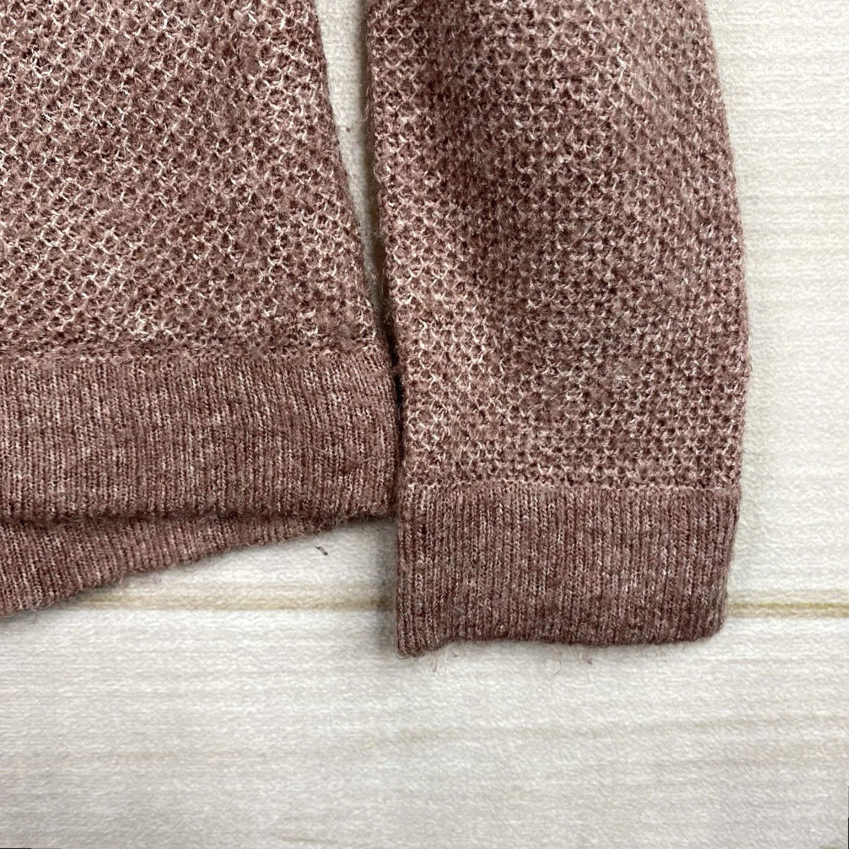 Abercrombie & Fitch Abercrombie & Fitch Sweater Womens XS Pink Shoulder Zip Waffle Knit Stretch Size XS / US 0-2 / IT 36-38 - 7 Thumbnail
