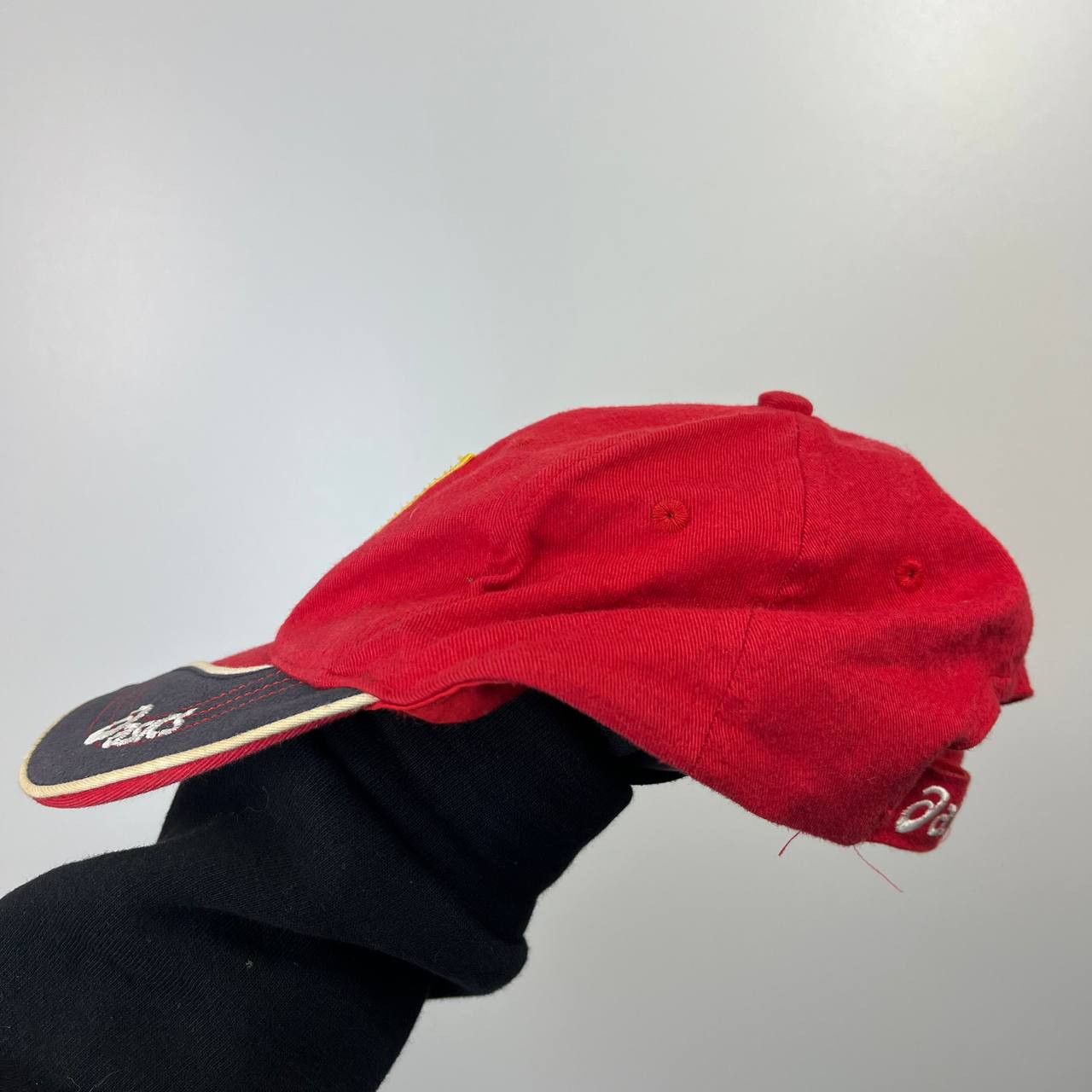 Asics Genoa CFC Football Cap Hat Asics Italy Soccer Adjustable Red Size ONE SIZE - 5 Thumbnail