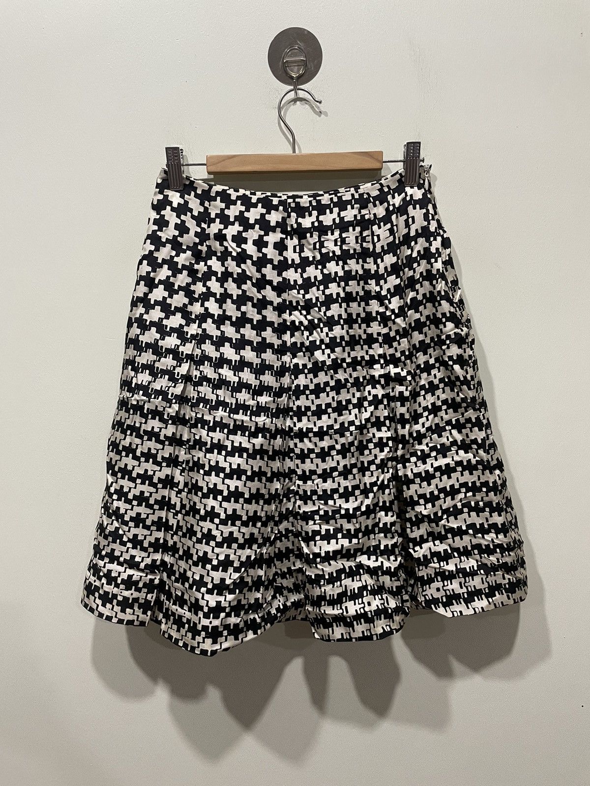 Max Mara Max Mara Flared Skirt Size 28" / US 6 / IT 42 - 1 Thumbnail