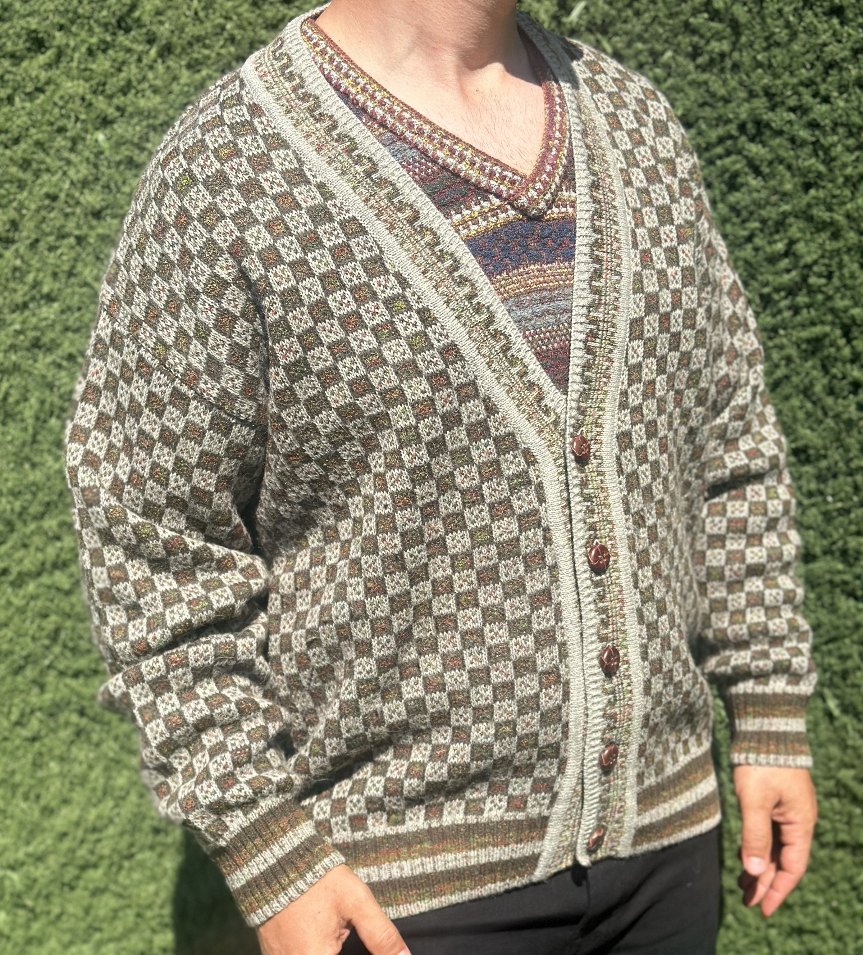 Missoni Rare Alpaca 1995 Missoni Cardigan 3D Pullover Jeresy Size 54 Size US L / EU 52-54 / 3 - 13 Thumbnail