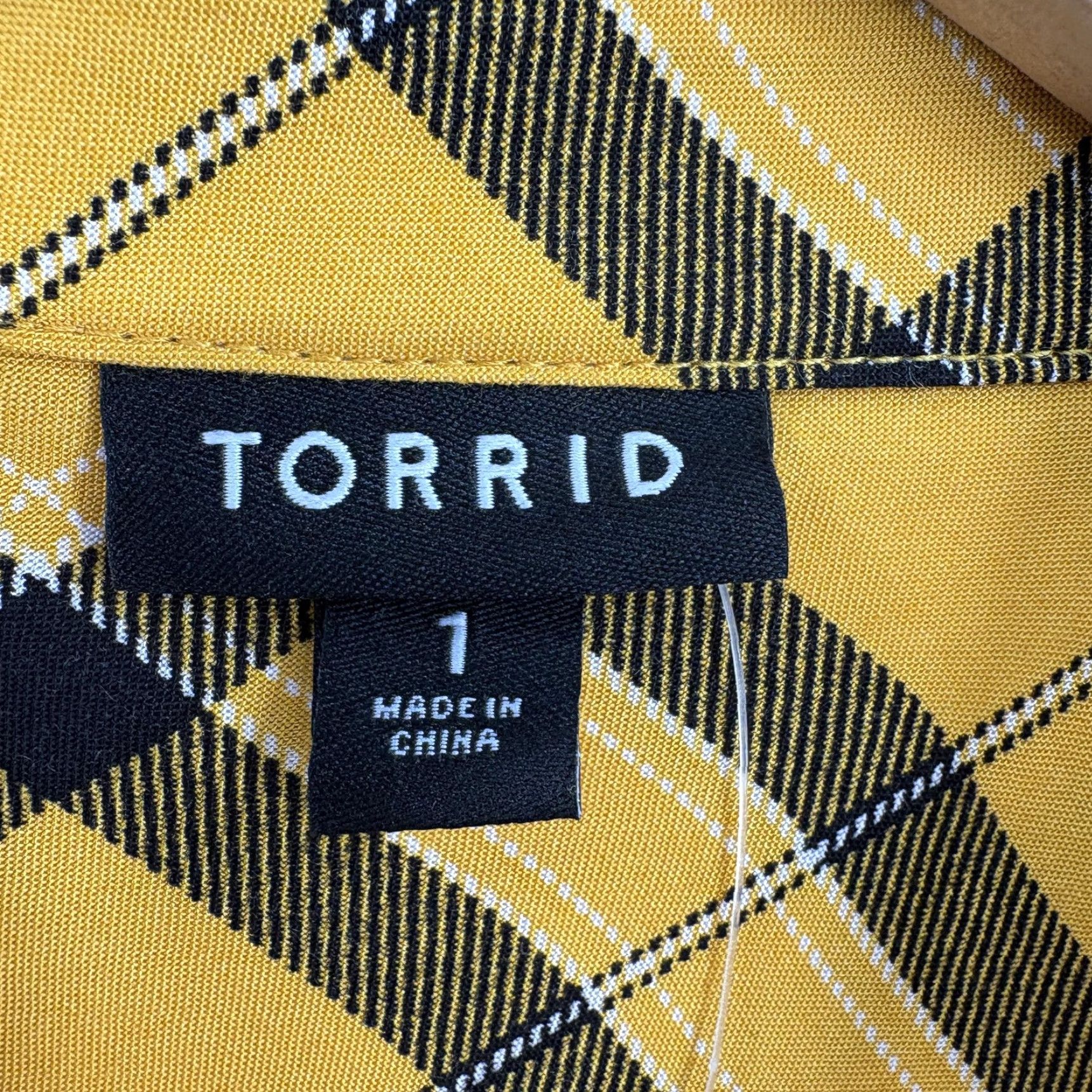 Torrid Torrid Button-Up Shirt Womens 1X Yellow Plaid Long Sleeve Plus Size XL / US 12-14 / IT 48-50 - 4 Thumbnail