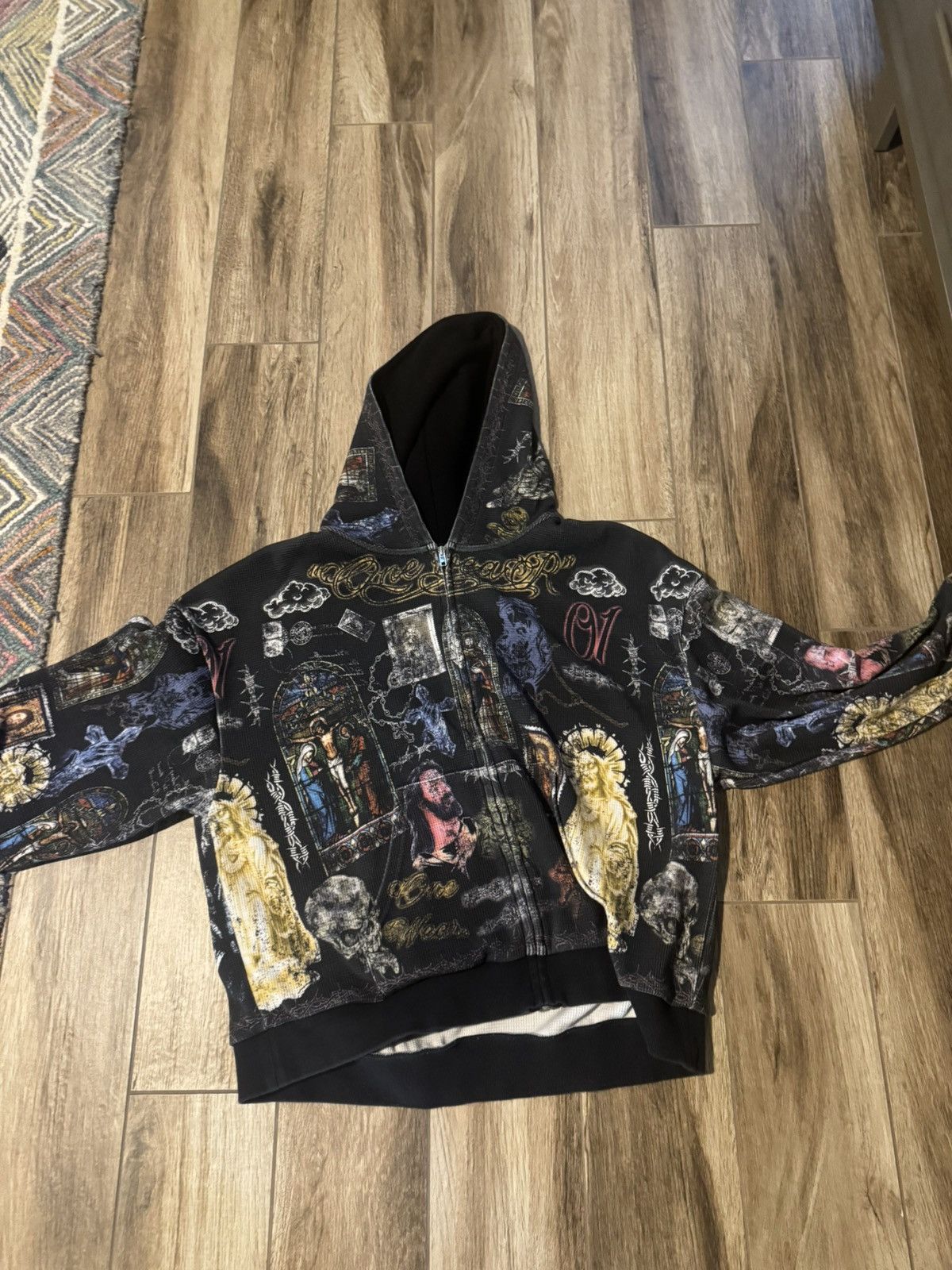 onewear jesus zipup