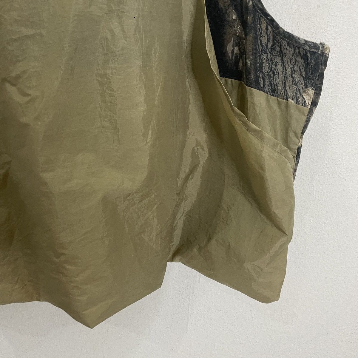 Japanese Brand Vintage Y2k Heartland Camo Vest Size US XXL / EU 58 / 5 - 9 Thumbnail