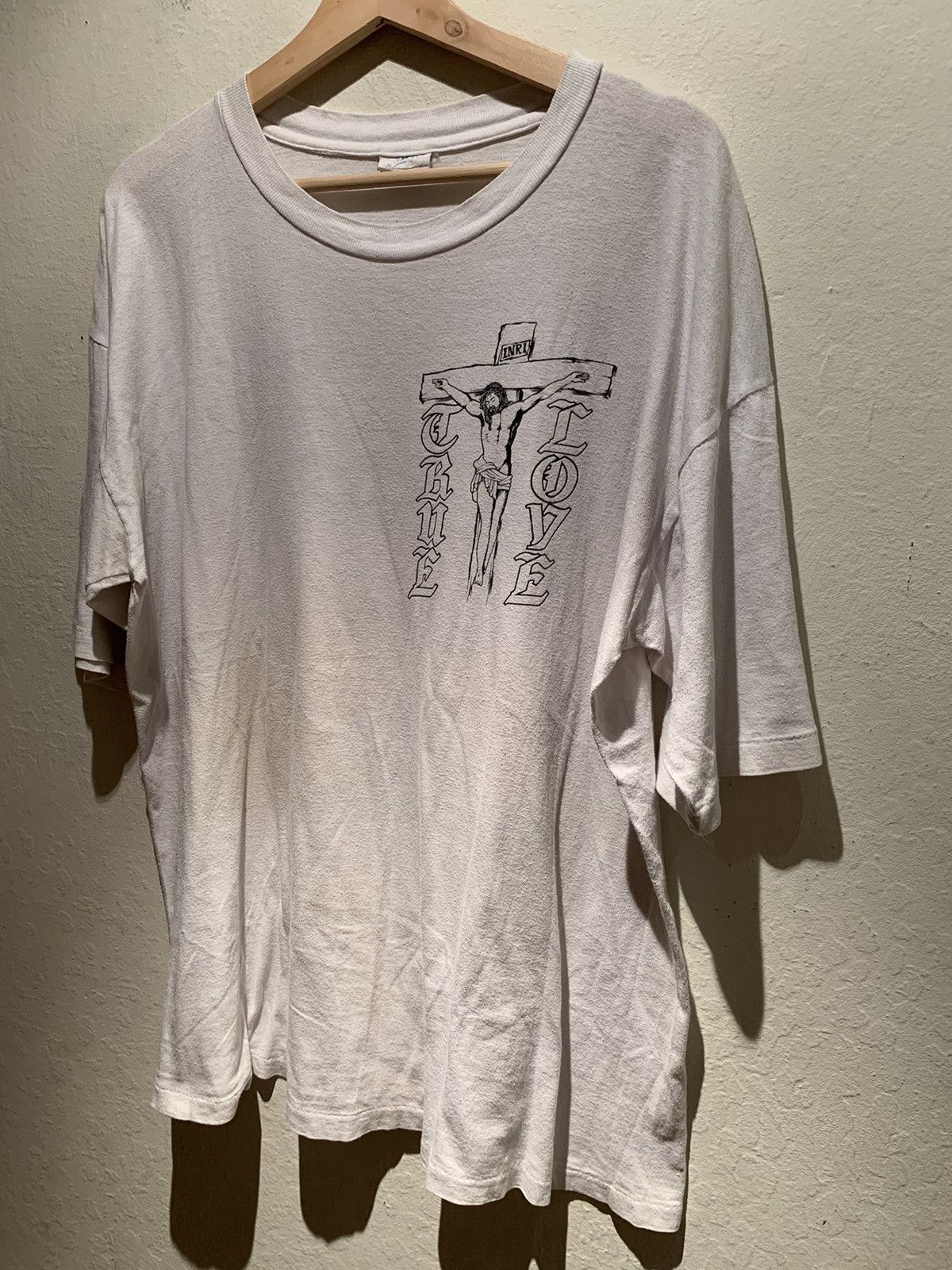 Vintage *RARE* Vintage Jesus Christ True Love Single Stitch T-Shirt Size US XL / EU 56 / 4 - 2 Thumbnail