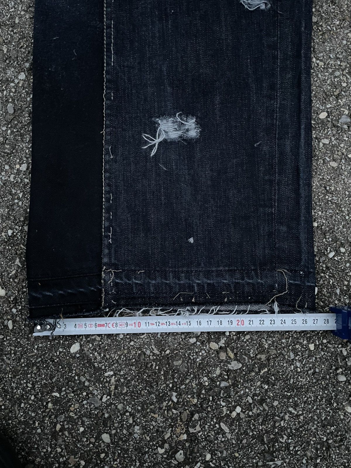 Japanese Brand Custom baggy distressed jeans blue Size US 33 - 8 Thumbnail