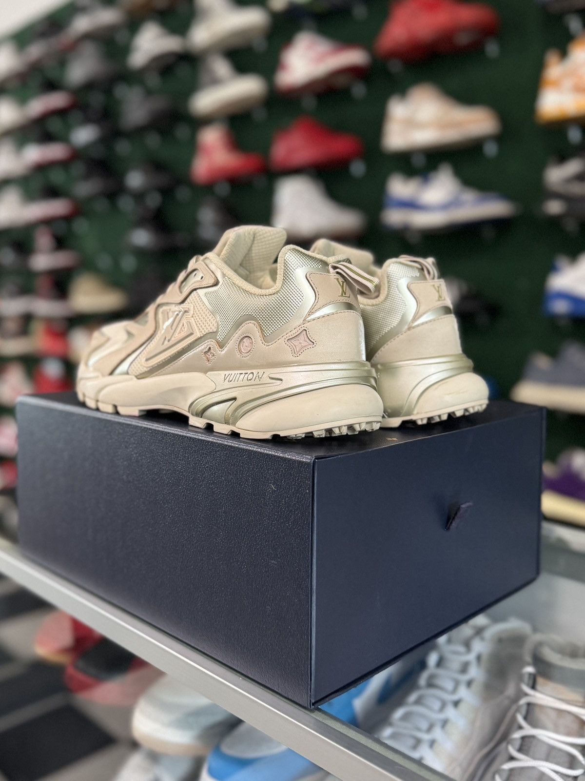 Louis Vuitton Louis Vuitton LV Runner Tatic Sneaker Beige Reflective Size US 12 / EU 45 - 4 Thumbnail